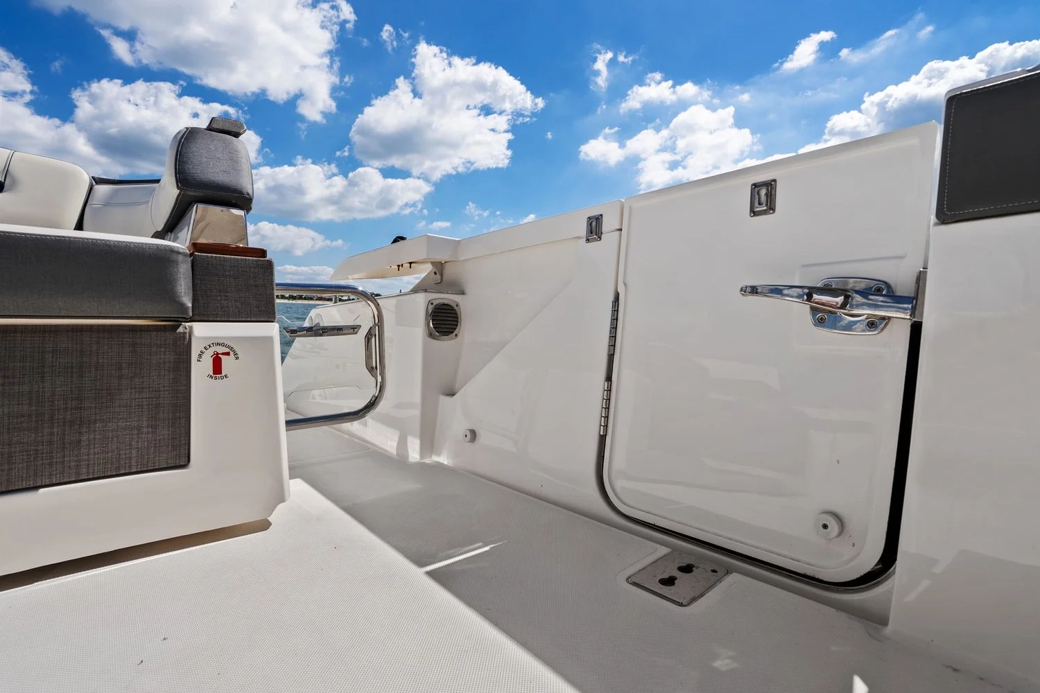 2021 Tiara Yachts 43 LS Image Thumbnail #28