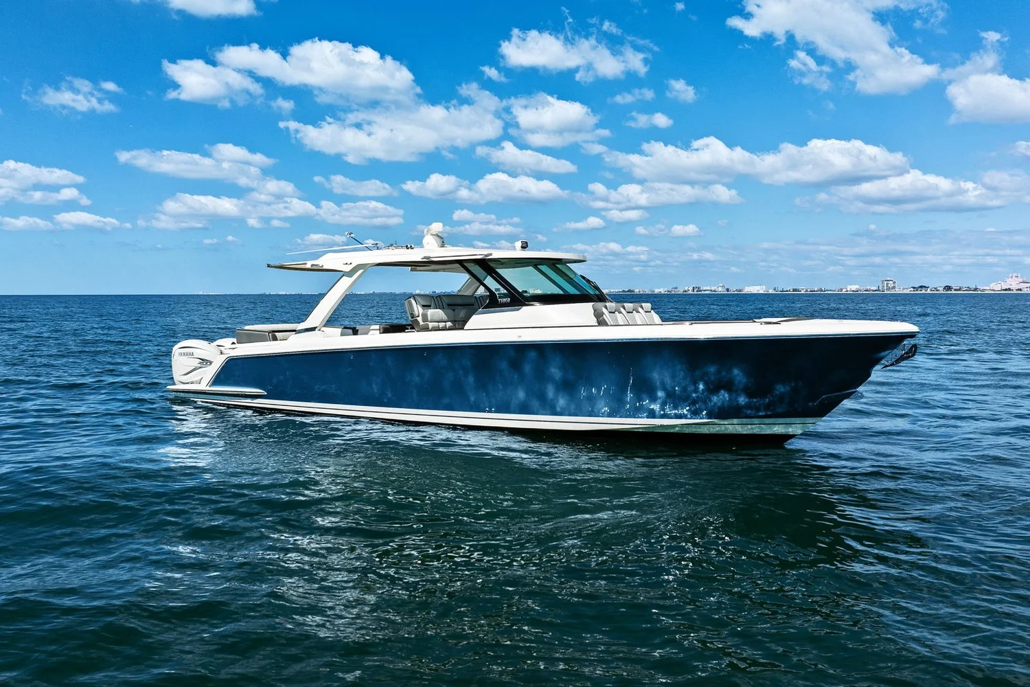 2021 Tiara Yachts 43 LS Image Thumbnail #9