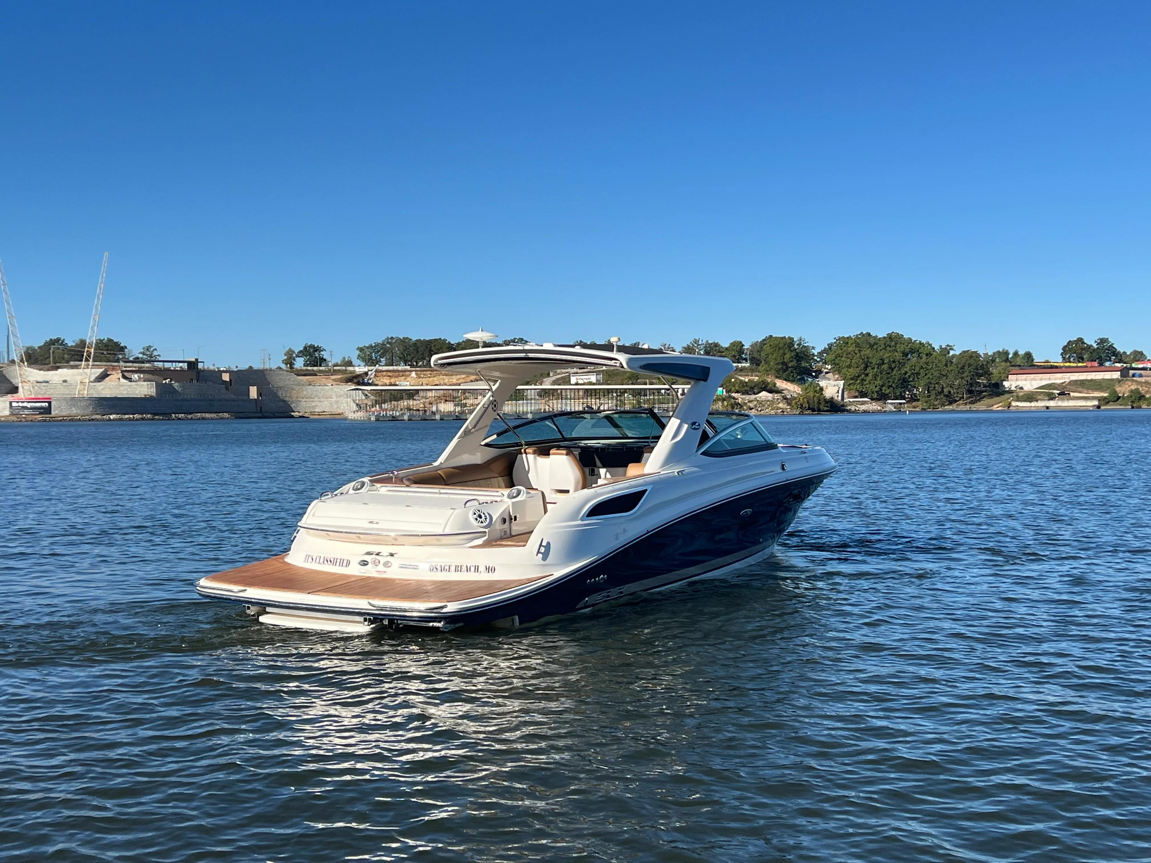 2015 Sea Ray 350 SLX Image Thumbnail #6