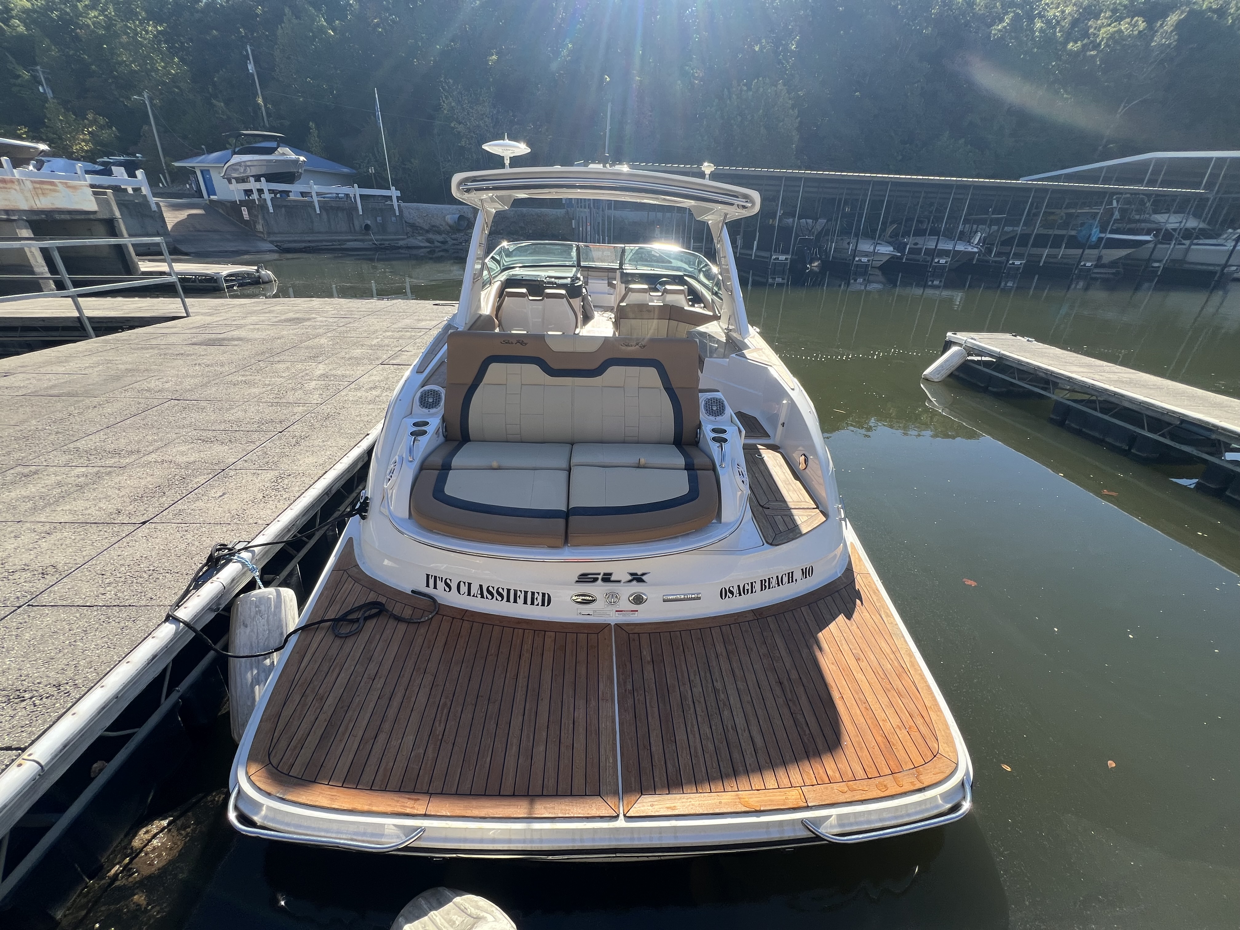 2015 Sea Ray 350 SLX Image Thumbnail #13