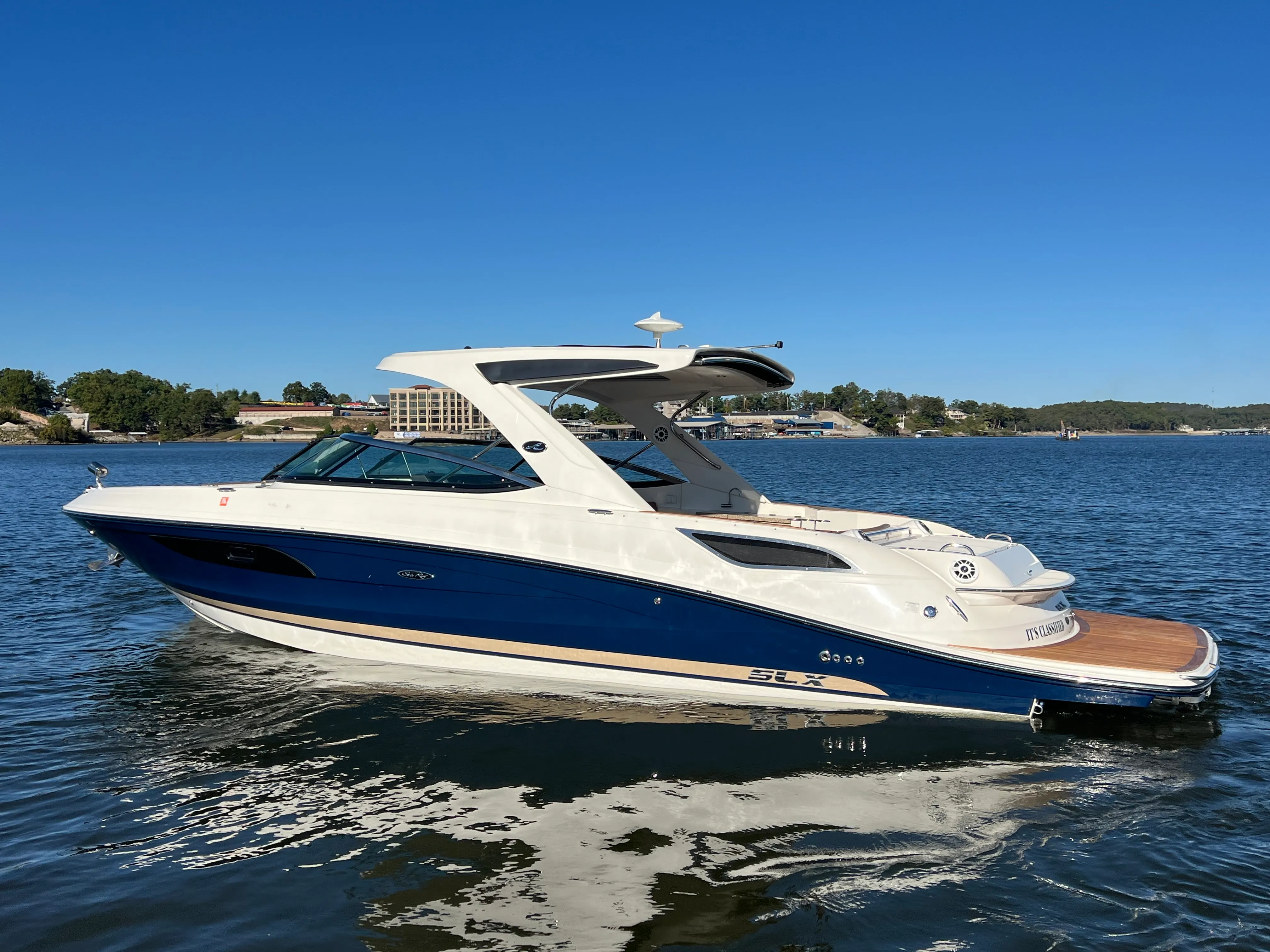 2015 Sea Ray 350 SLX Image Thumbnail #1