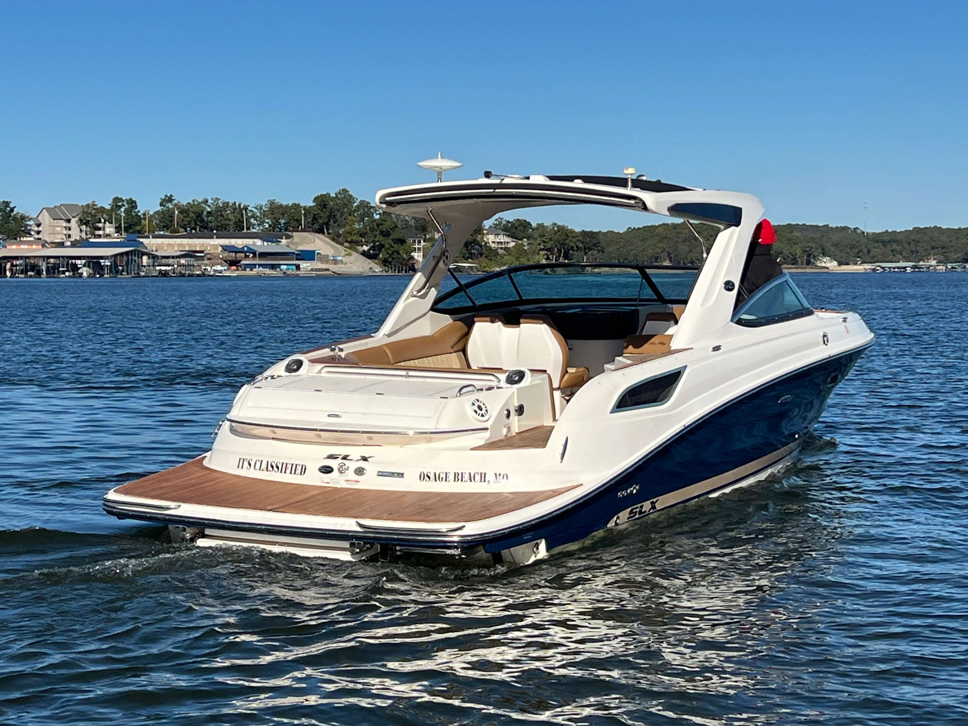 2015 Sea Ray 350 SLX Image Thumbnail #11
