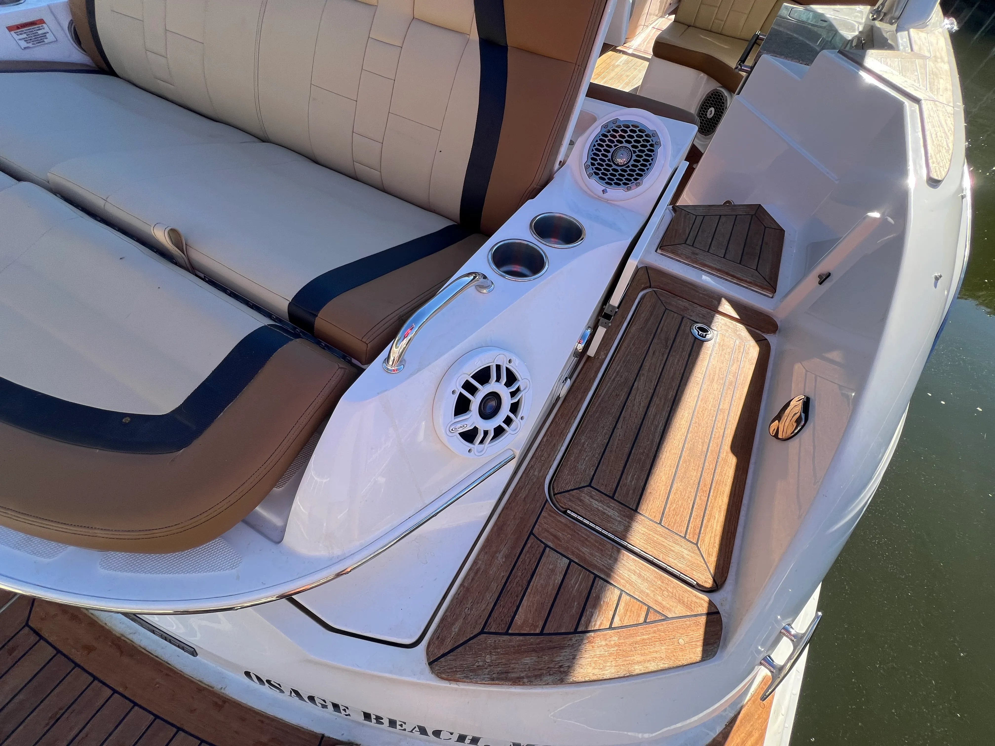 2015 Sea Ray 350 SLX Image Thumbnail #14
