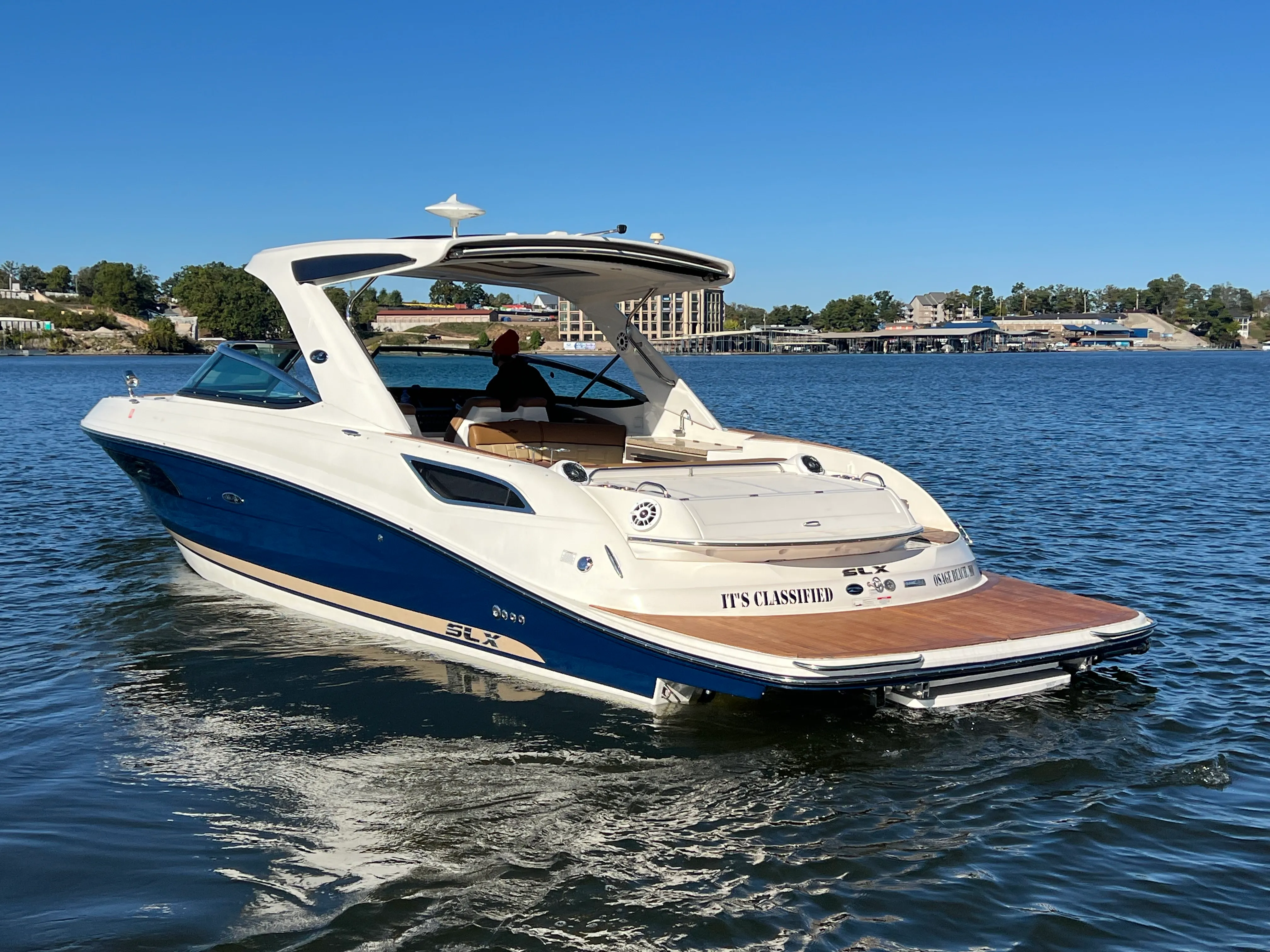 2015 Sea Ray 350 SLX Image Thumbnail #8