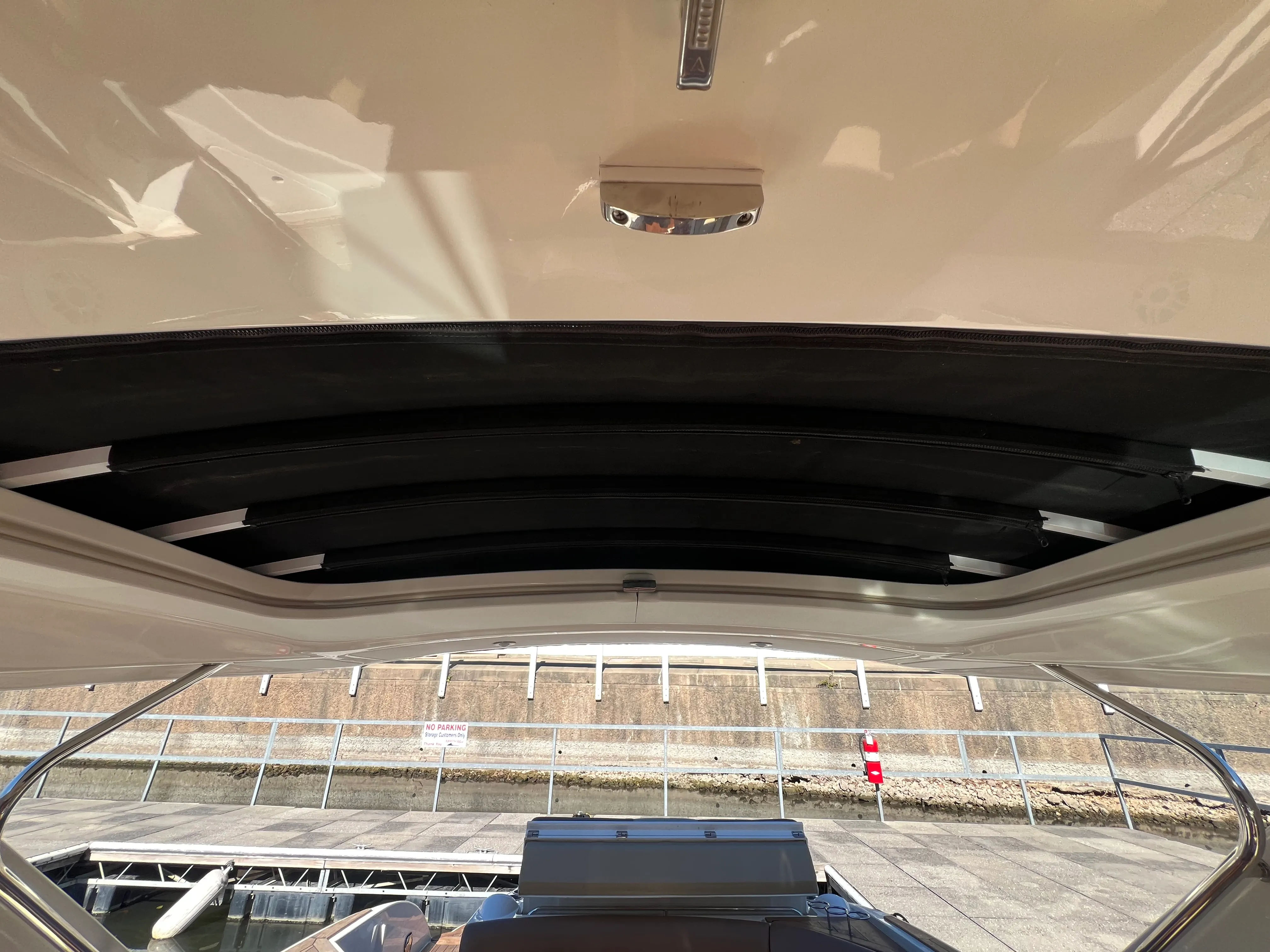 2015 Sea Ray 350 SLX Image Thumbnail #28