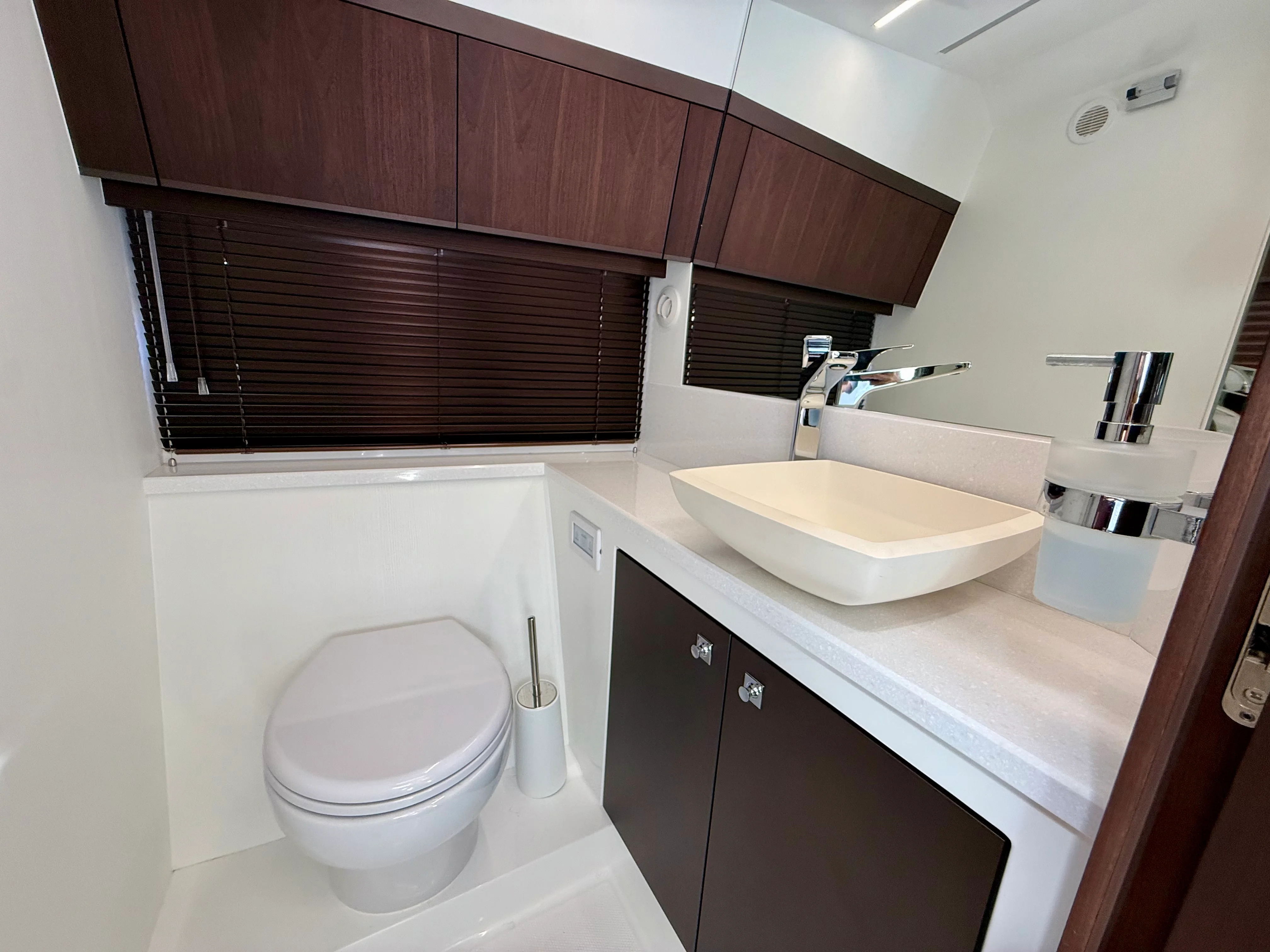 2024 Galeon 425 HTS Image Thumbnail #53