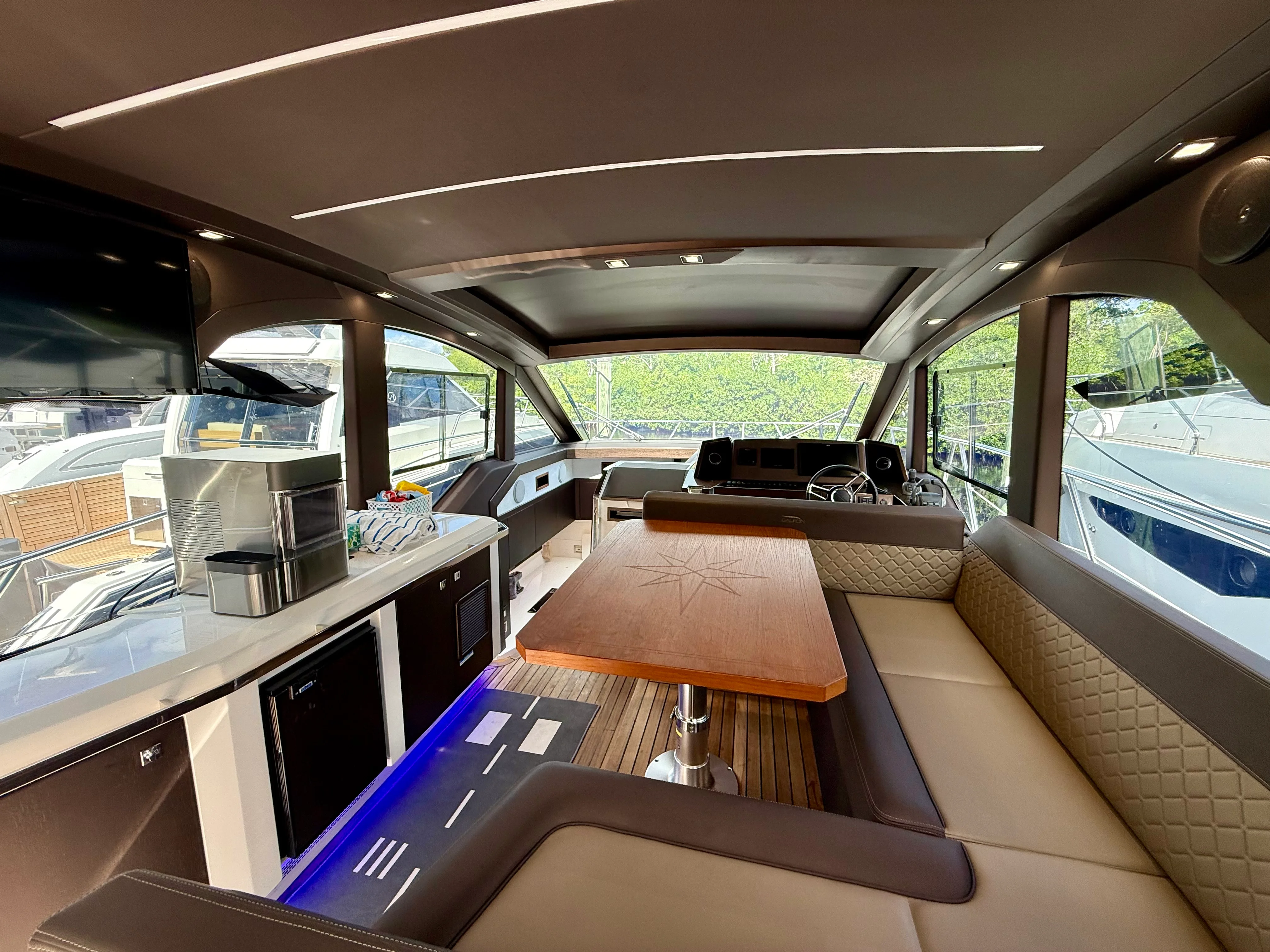 2024 Galeon 425 HTS Image Thumbnail #25