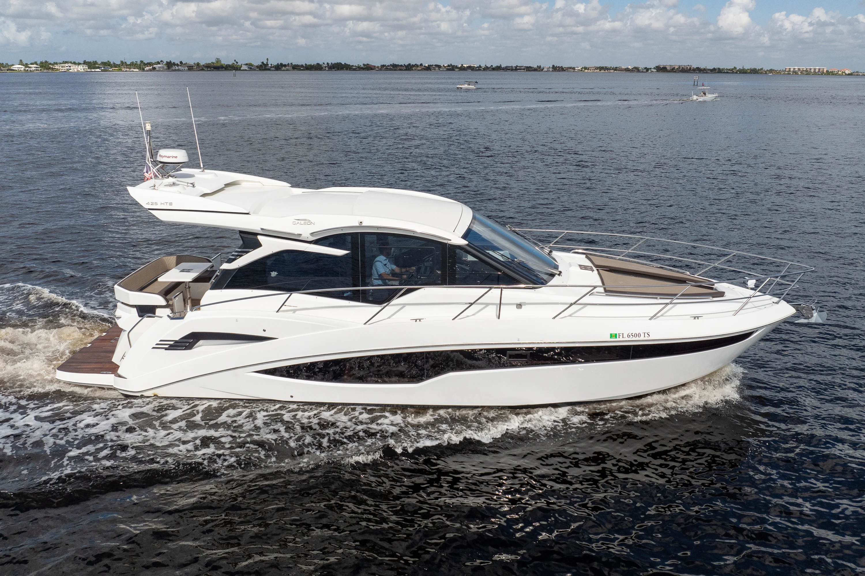 2024 Galeon 425 HTS Image Thumbnail #11