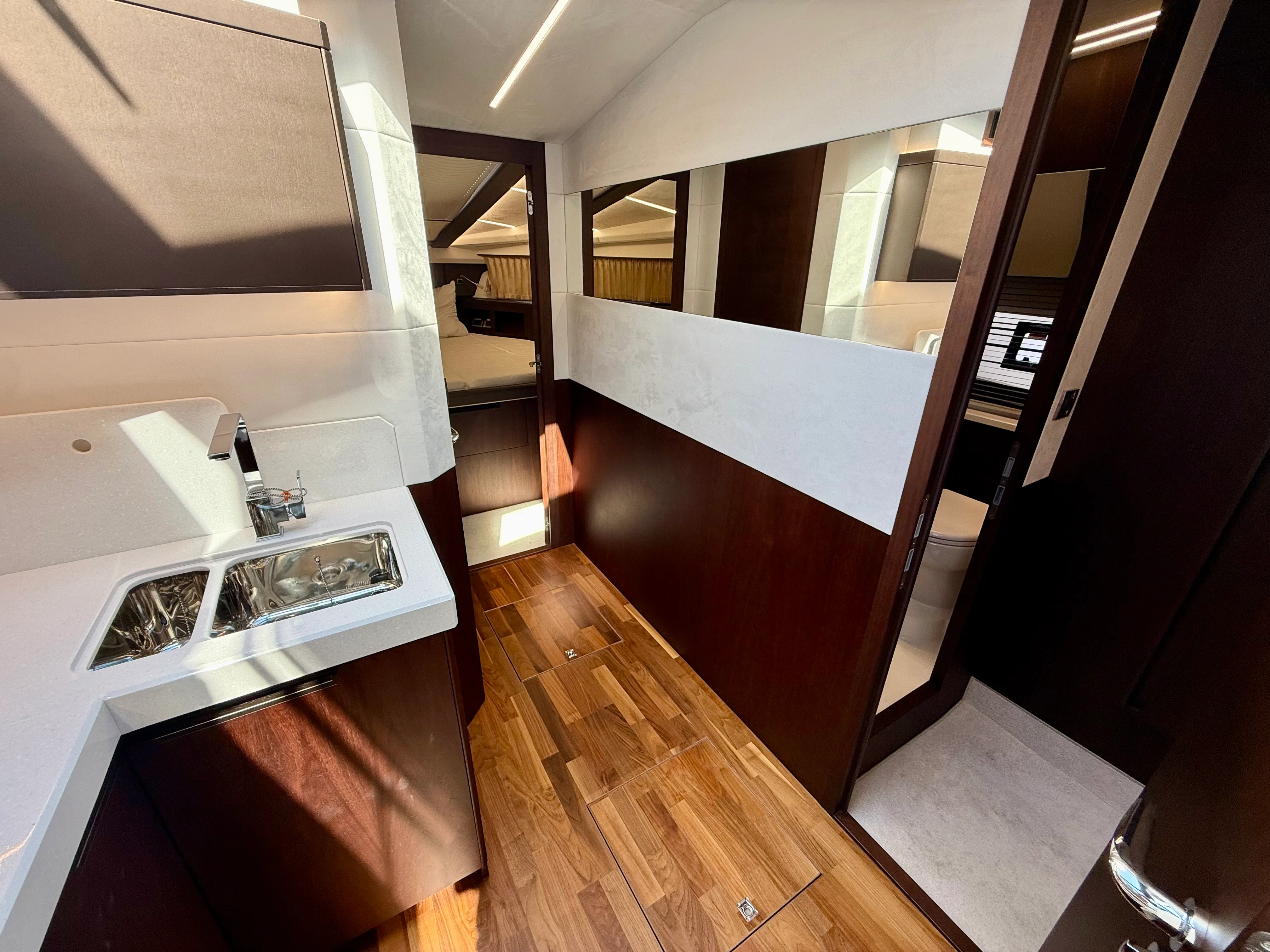 2024 Galeon 425 HTS Image Thumbnail #41