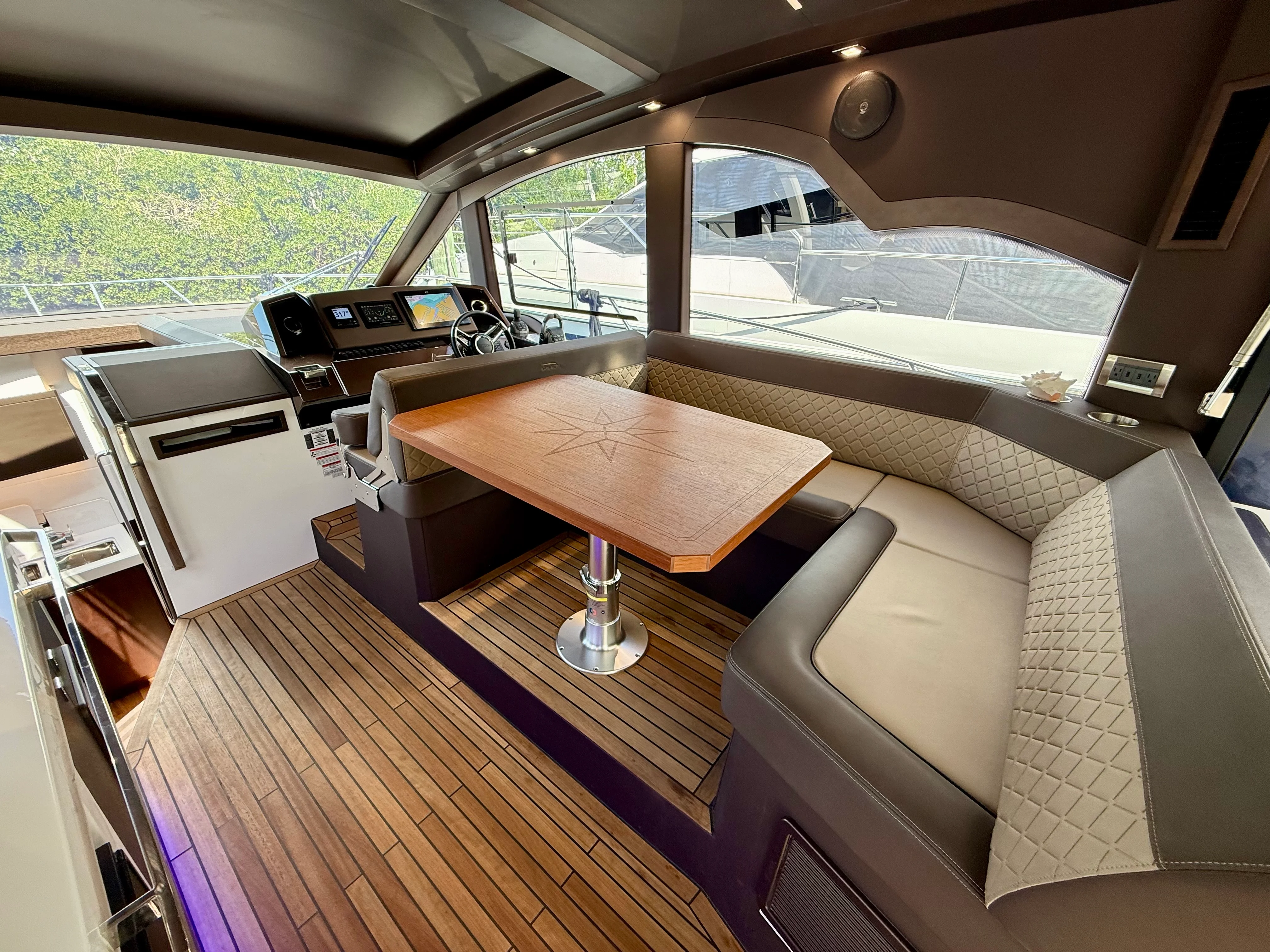 2024 Galeon 425 HTS Image Thumbnail #29