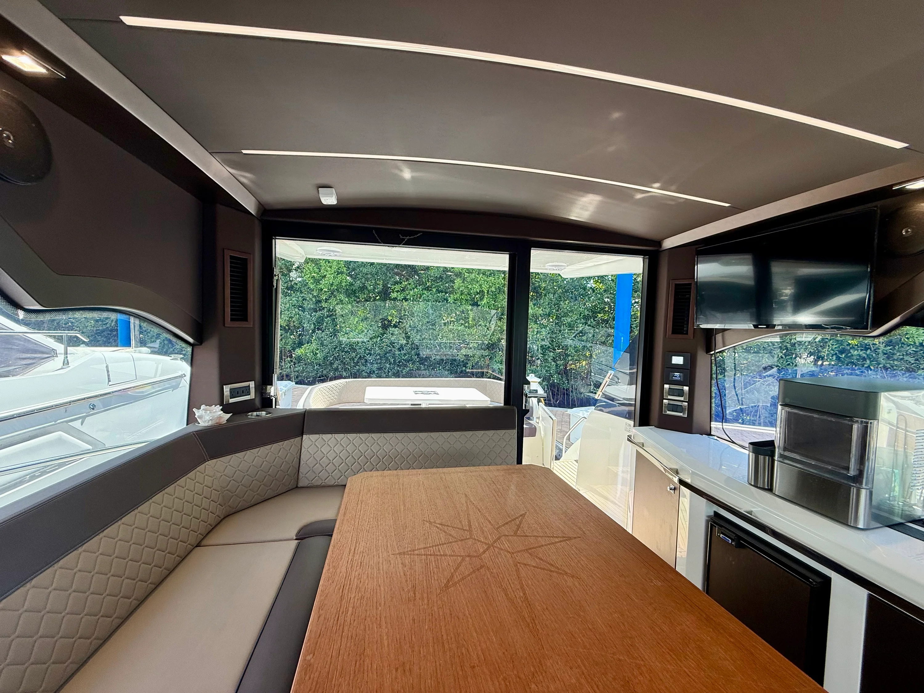 2024 Galeon 425 HTS Image Thumbnail #31