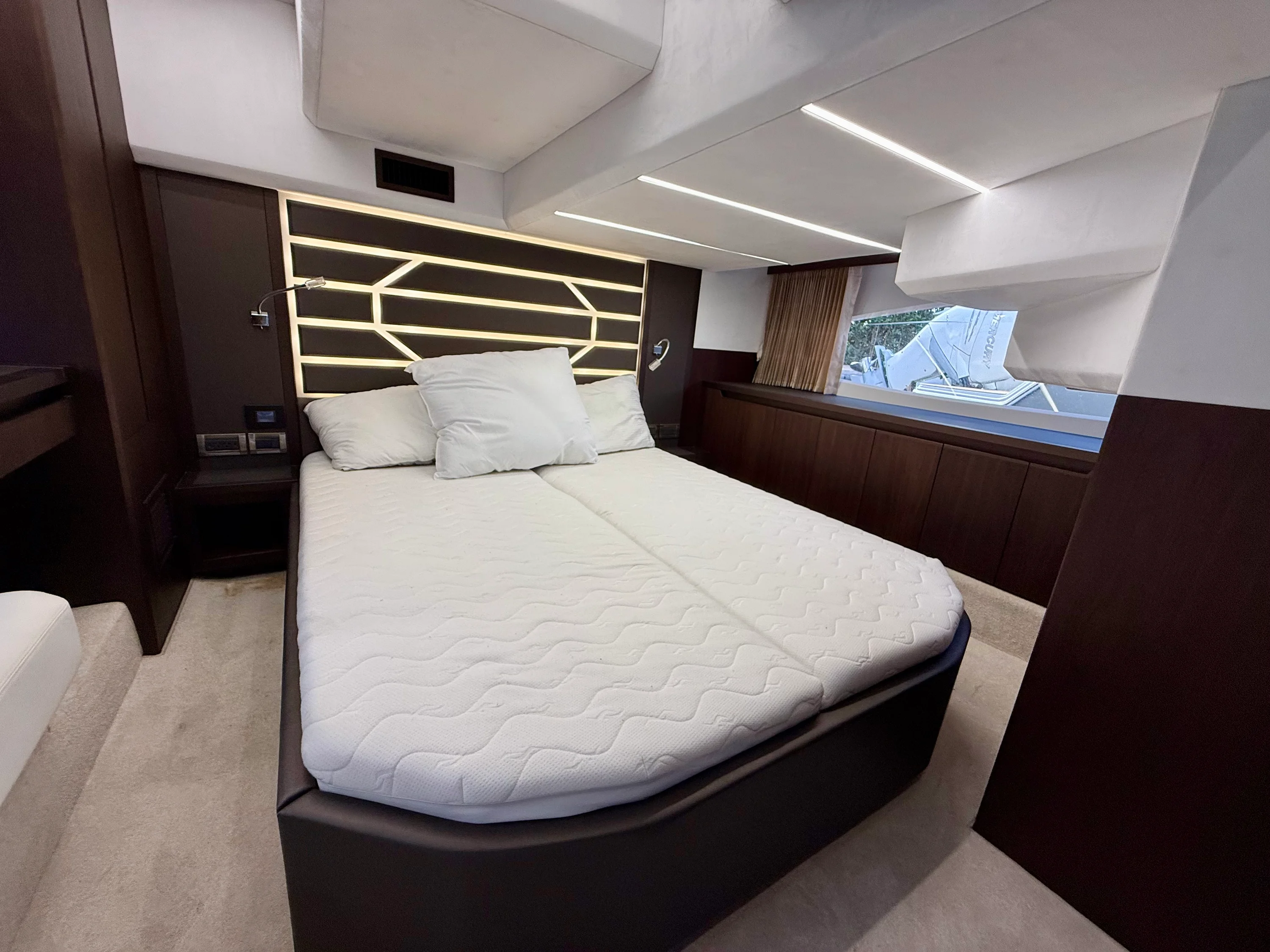 2024 Galeon 425 HTS Image Thumbnail #43