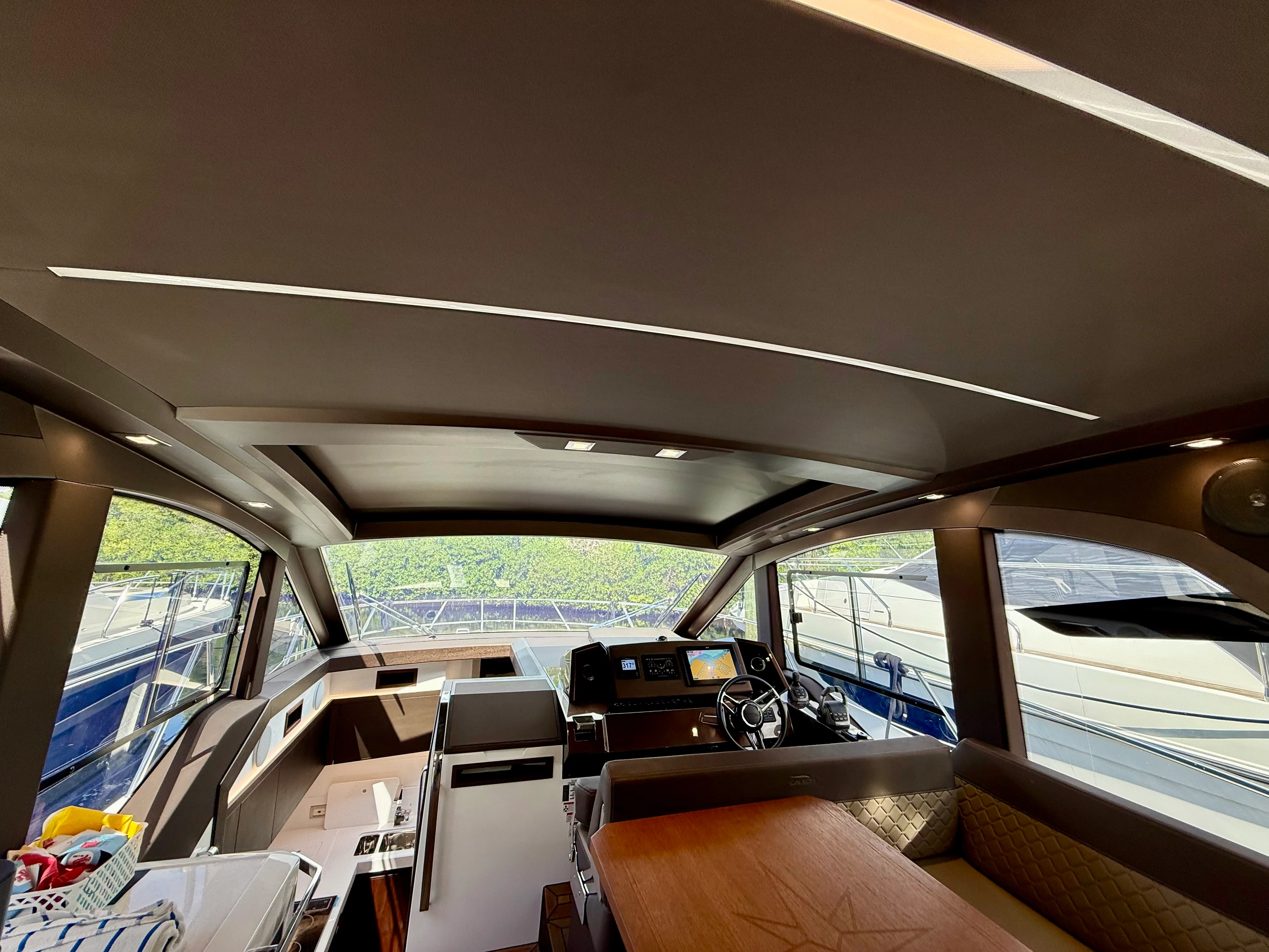 2024 Galeon 425 HTS Image Thumbnail #26