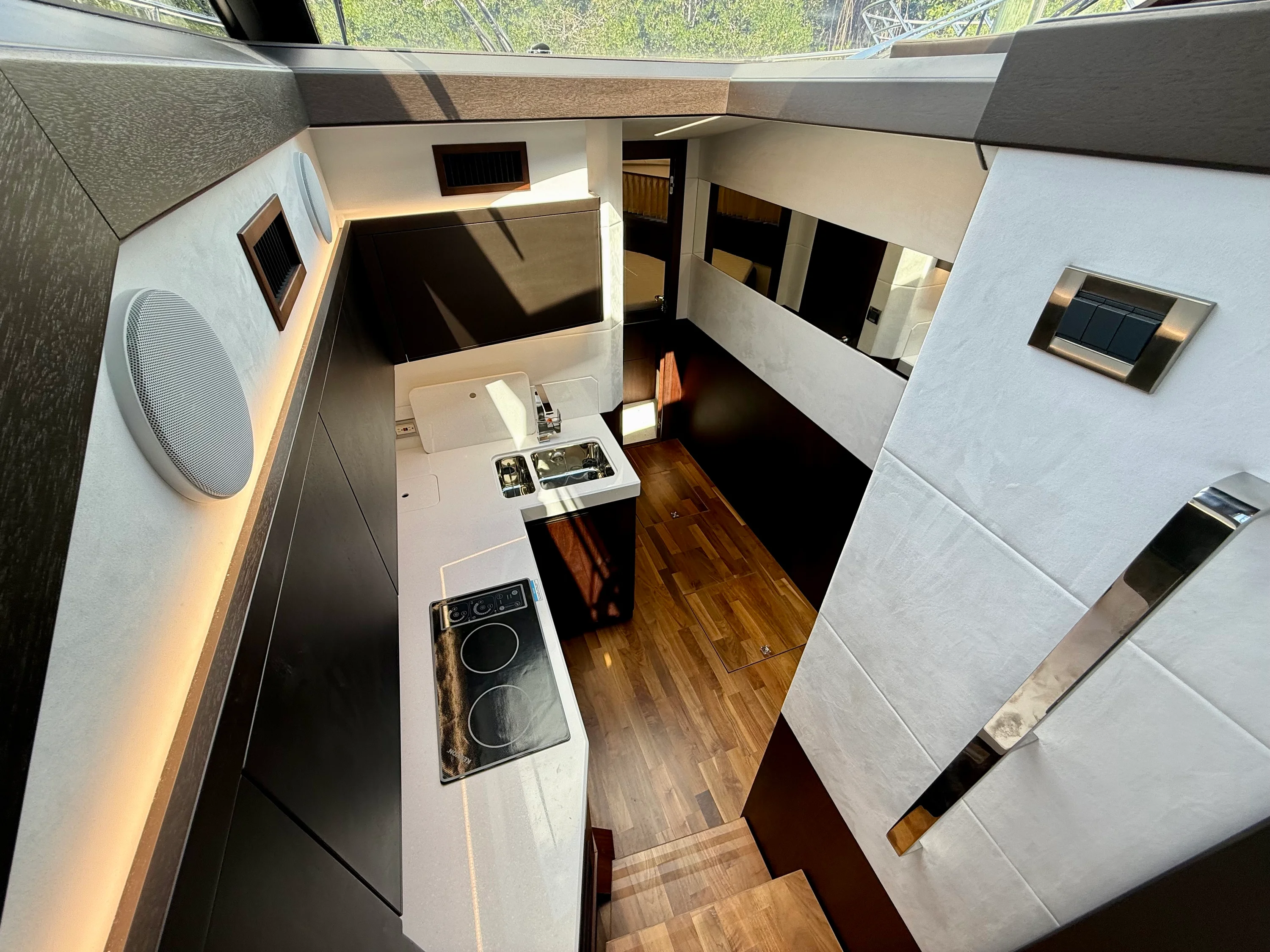 2024 Galeon 425 HTS Image Thumbnail #40