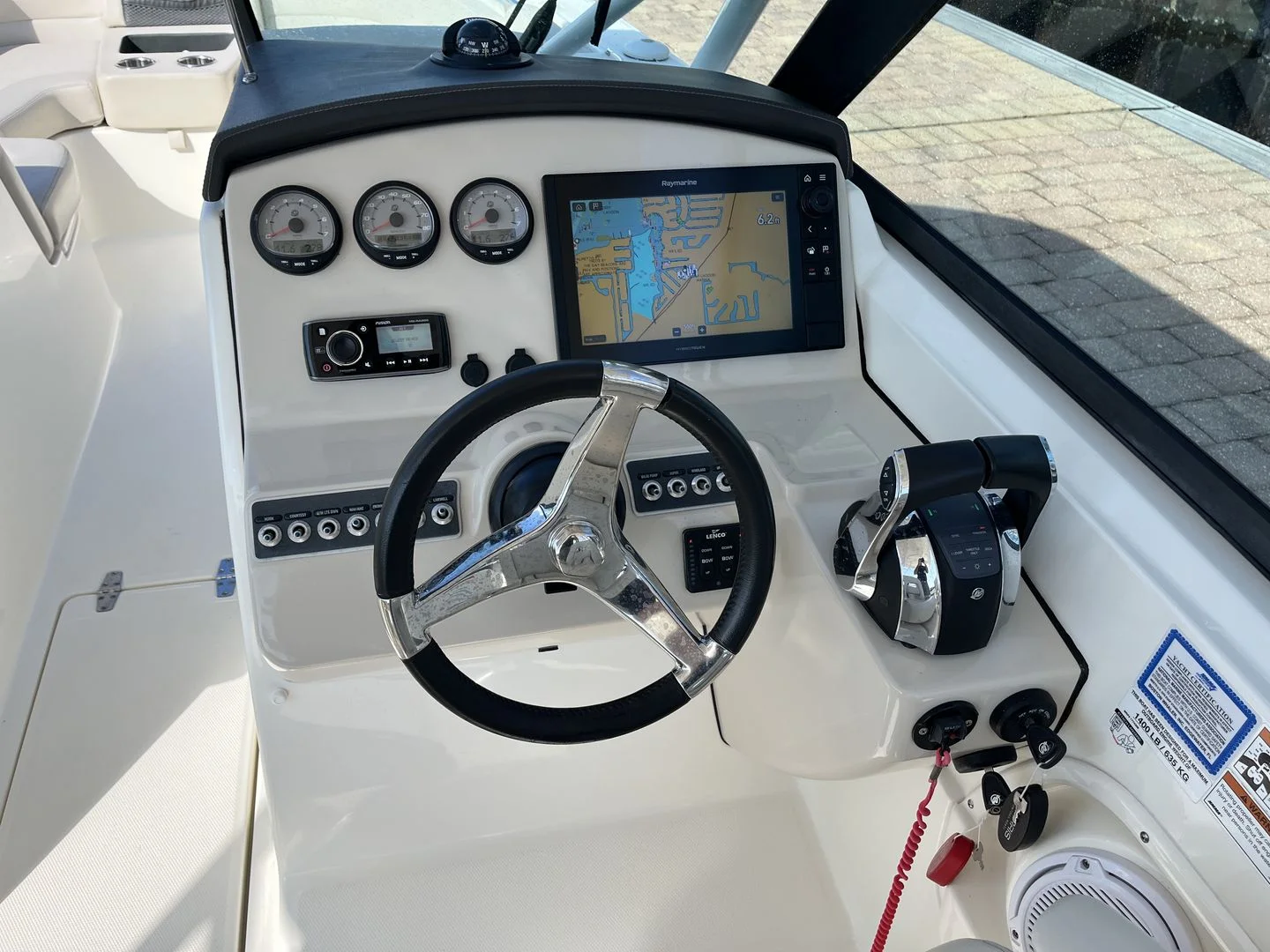 2019 Boston Whaler 270 VANTAGE Image Thumbnail #18