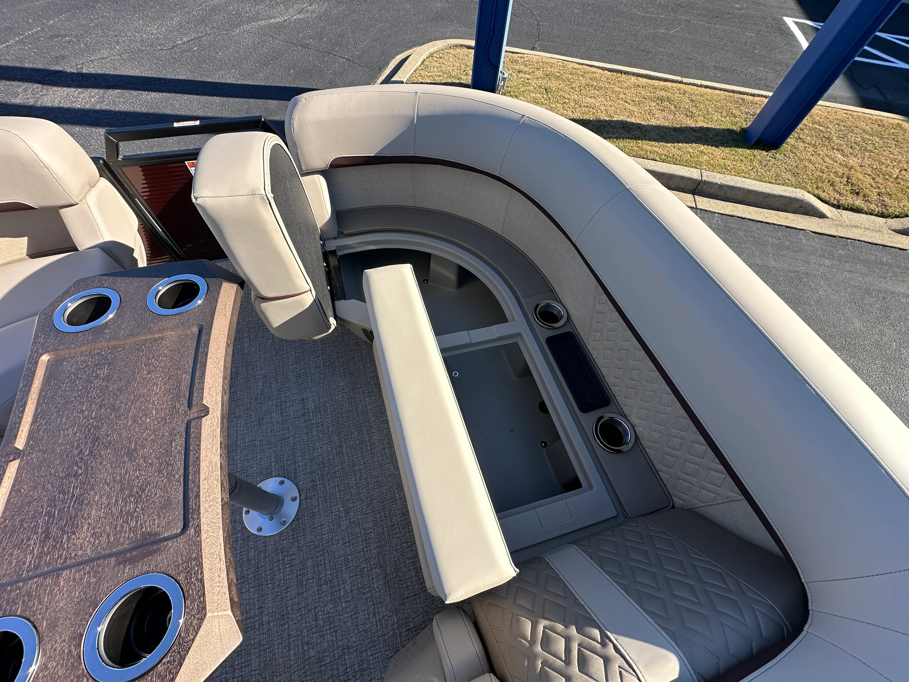 2026 Bennington 23MSL Image Thumbnail #10