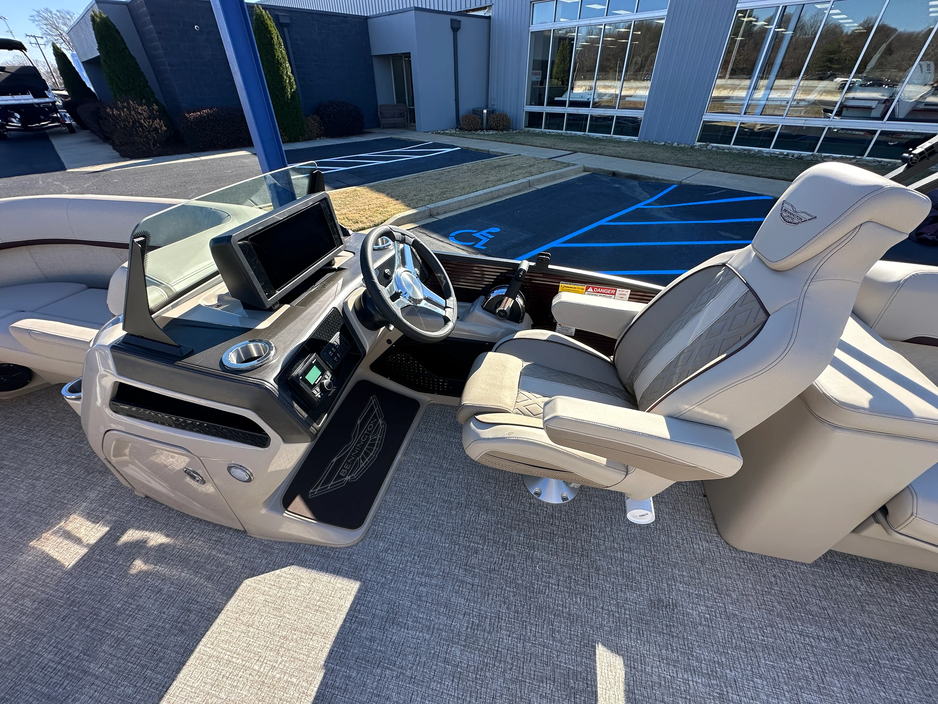 2026 Bennington 23MSL Image Thumbnail #17