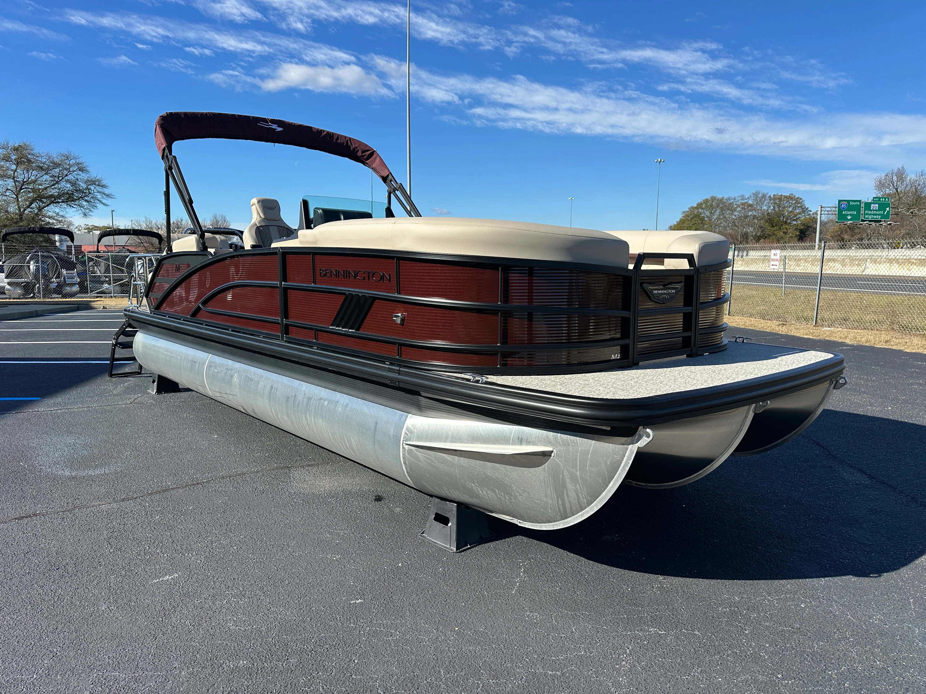 2026 Bennington 23MSL Image Thumbnail #4