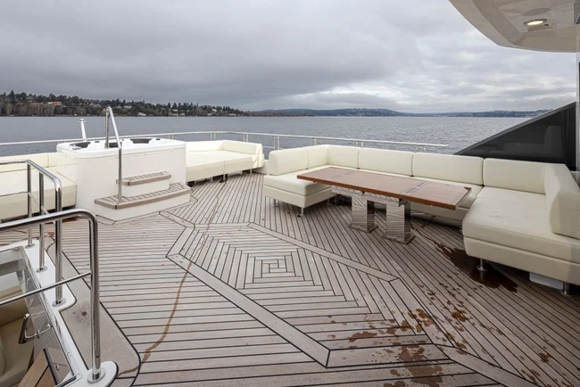 2027 Ocean Alexander 27R Image Thumbnail #5