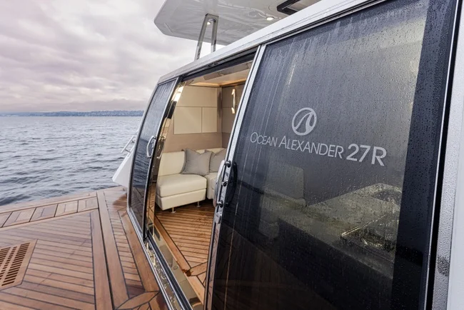 2027 Ocean Alexander 27R Image Thumbnail #14