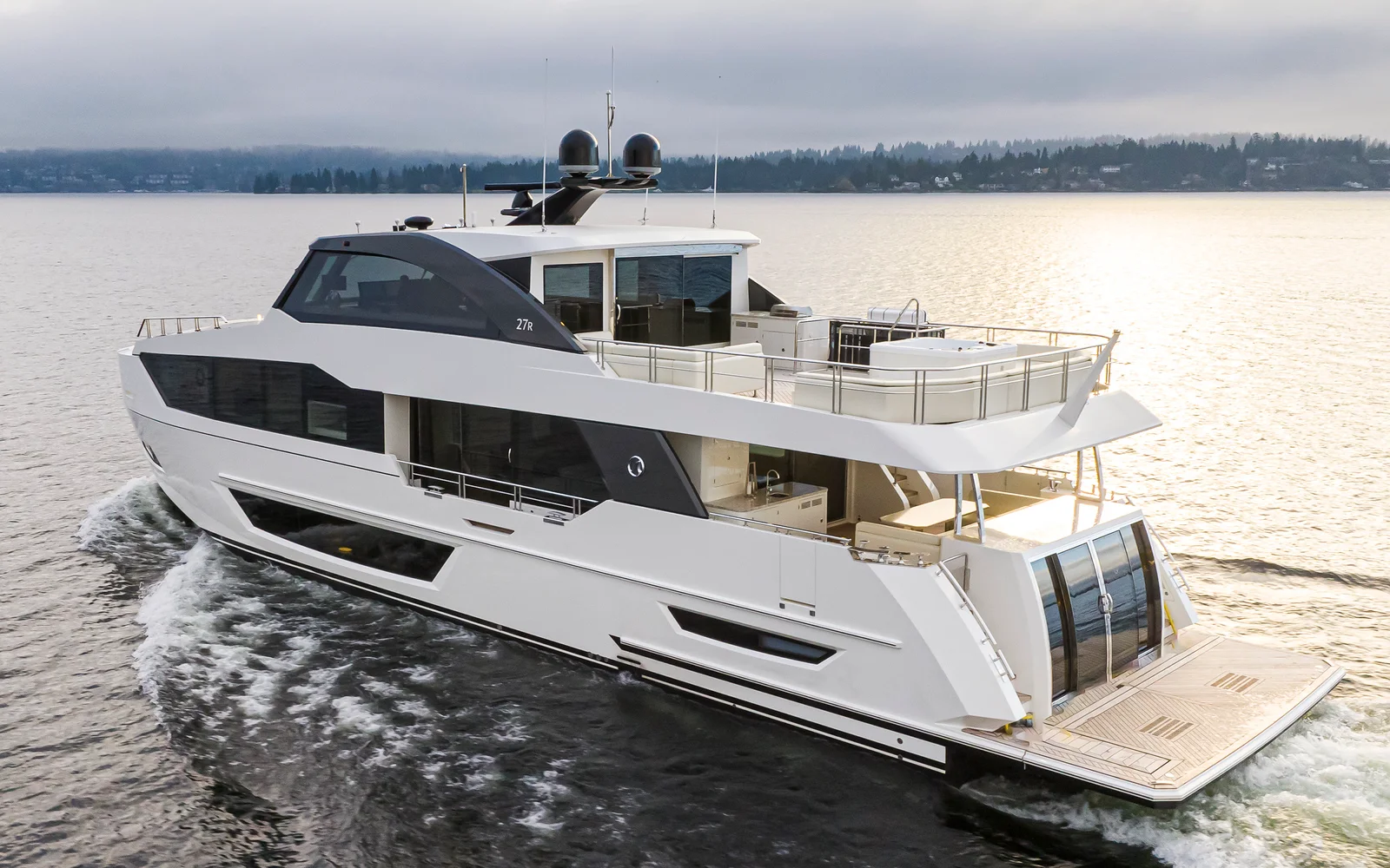 2027 Ocean Alexander 27R Image Thumbnail #9