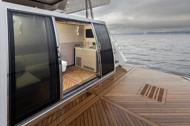 2027 Ocean Alexander 27R Image Thumbnail #11