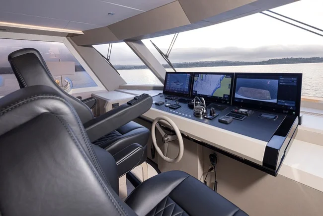 2027 Ocean Alexander 27R Image Thumbnail #42
