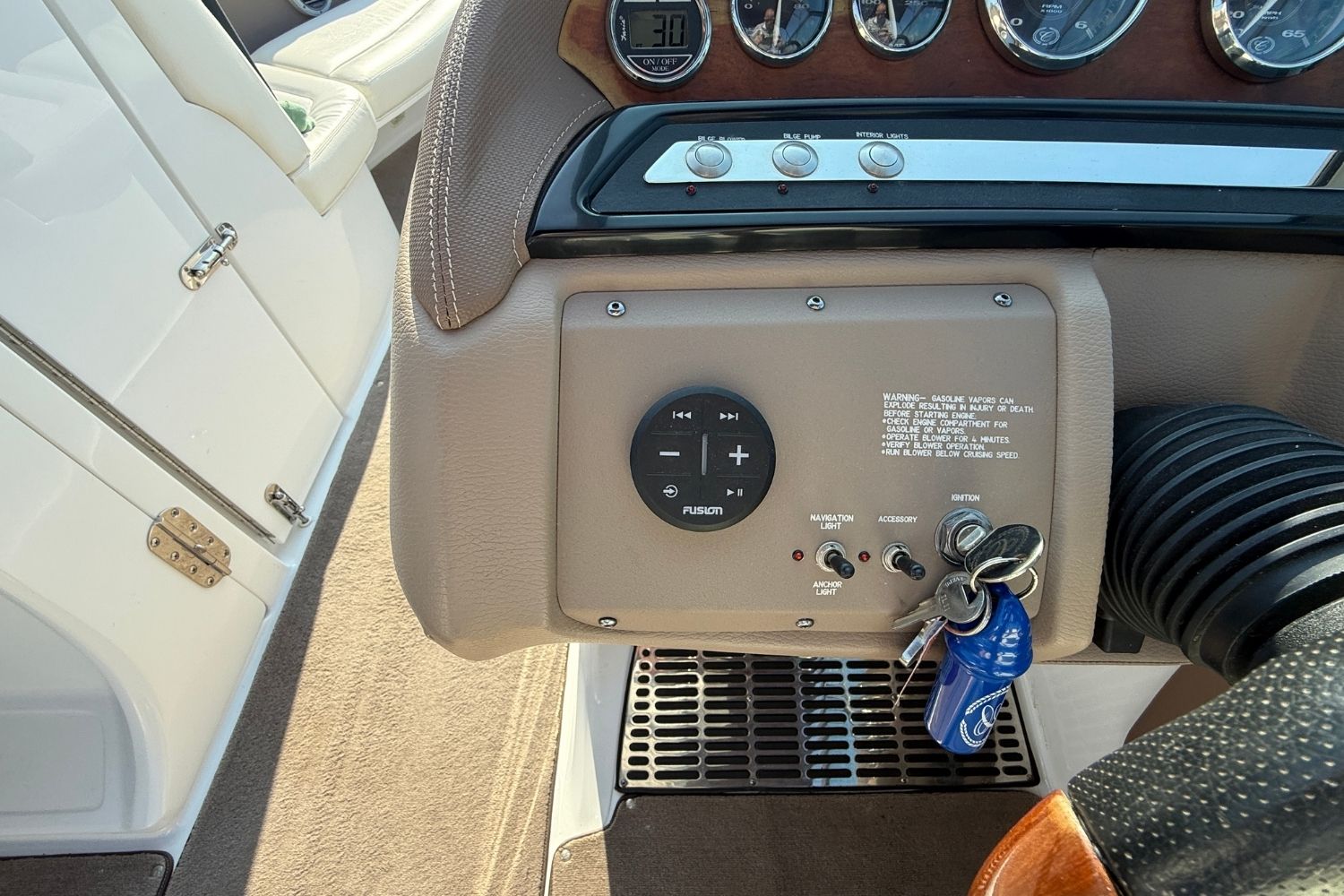 2008 Cobalt 252 Image Thumbnail #30