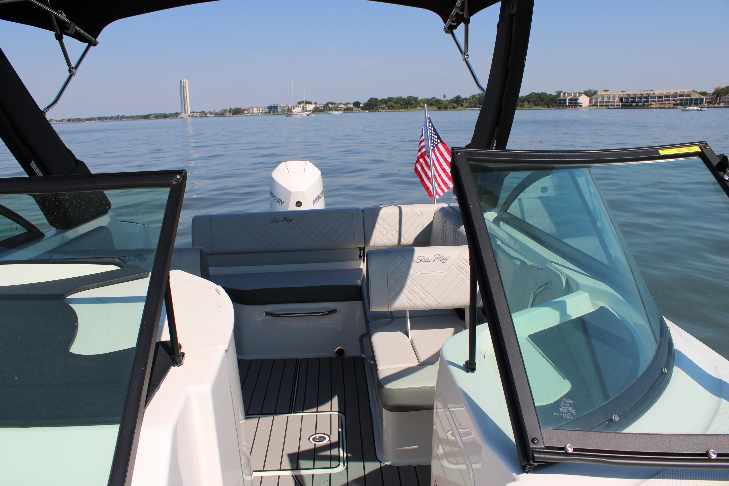 2026 Sea Ray SDX 230 Outboard Image Thumbnail #76
