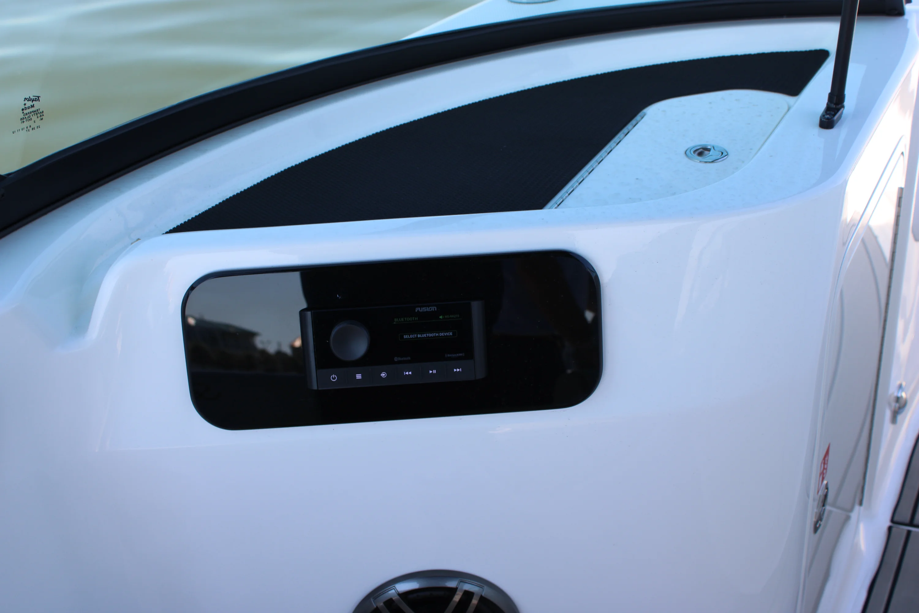 2026 Sea Ray SDX 230 Outboard Image Thumbnail #26