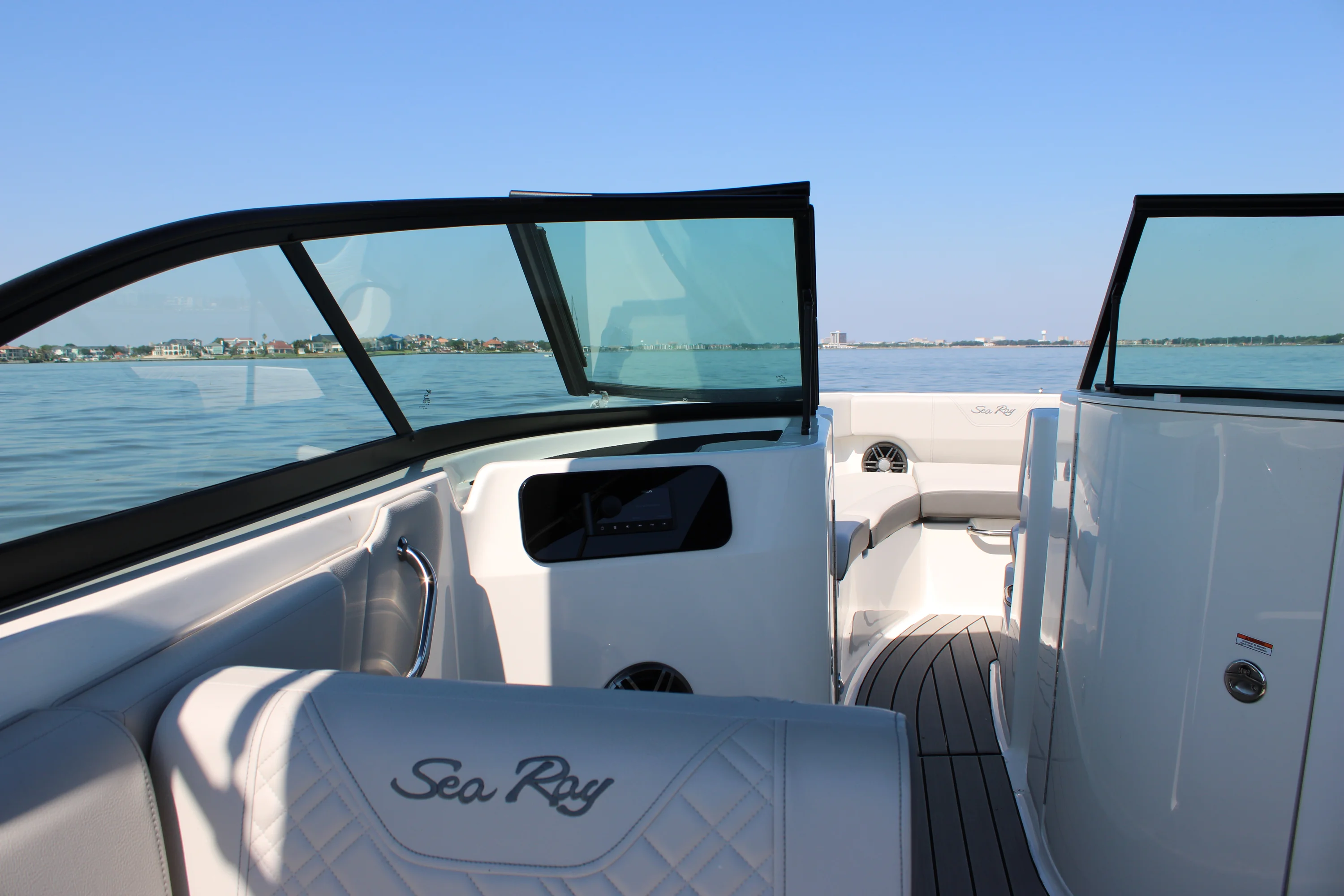 2026 Sea Ray SDX 230 Outboard Image Thumbnail #55