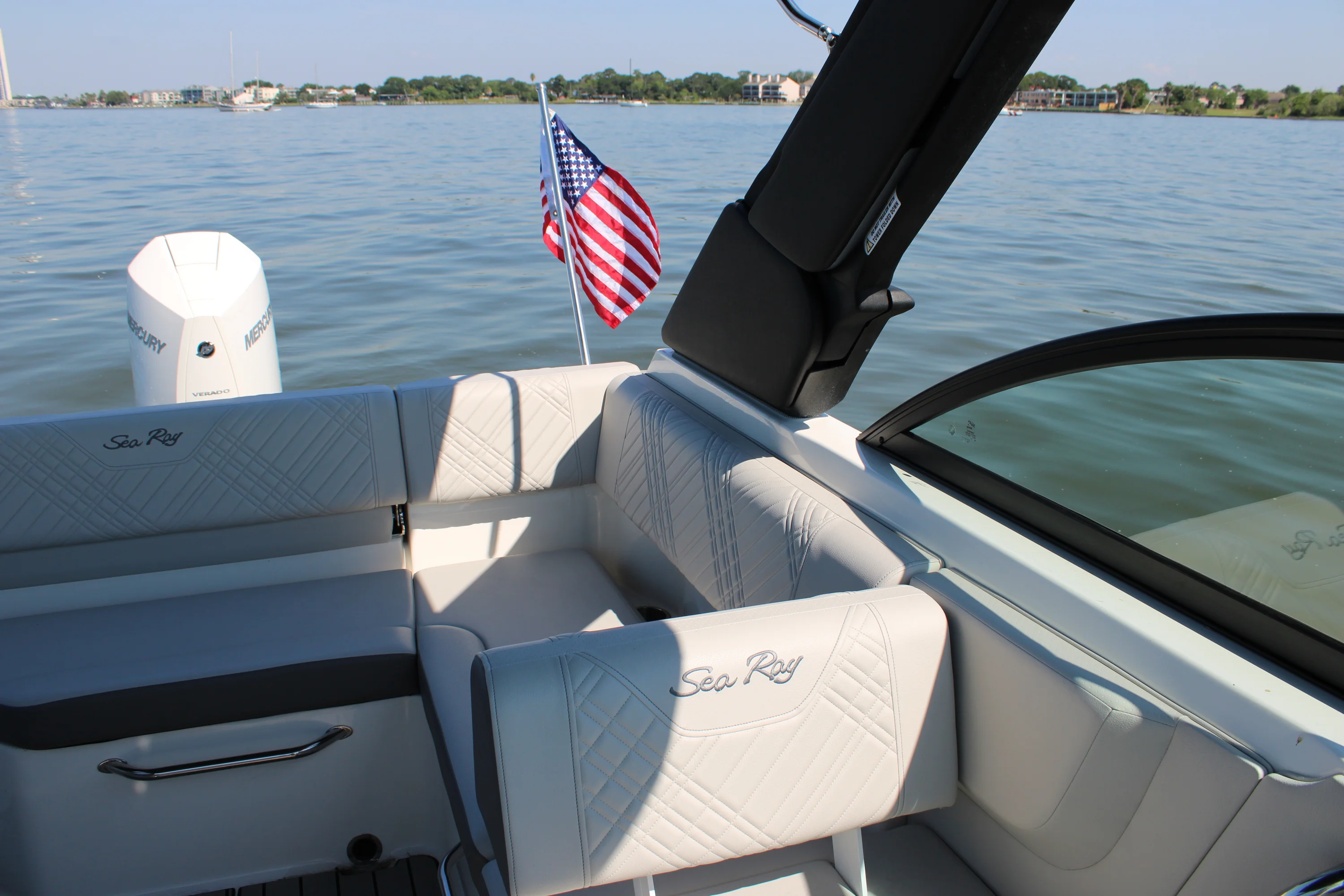 2026 Sea Ray SDX 230 Outboard Image Thumbnail #63