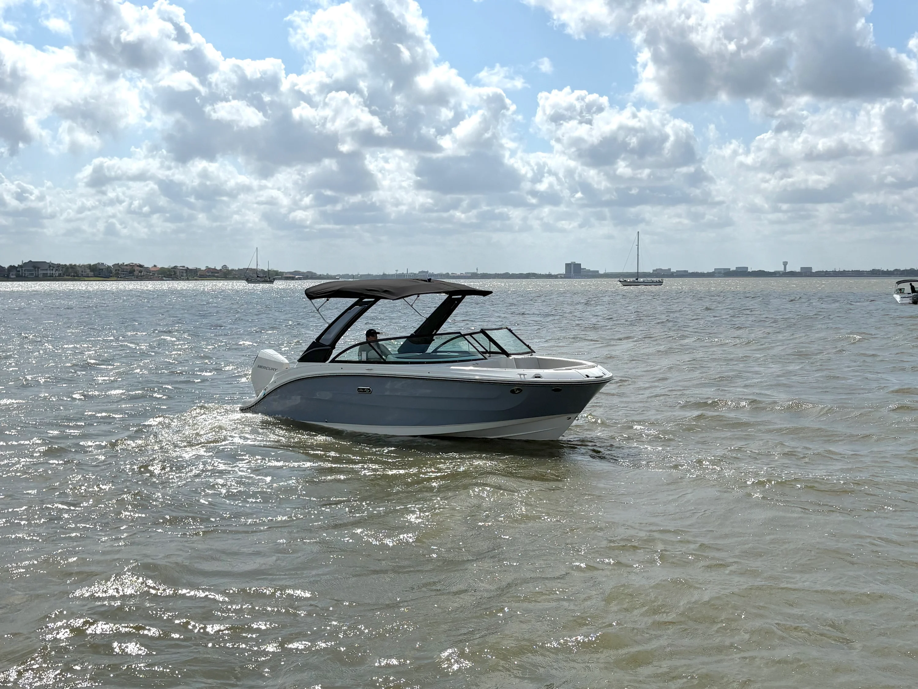 2026 Sea Ray SDX 230 Outboard Image Thumbnail #1