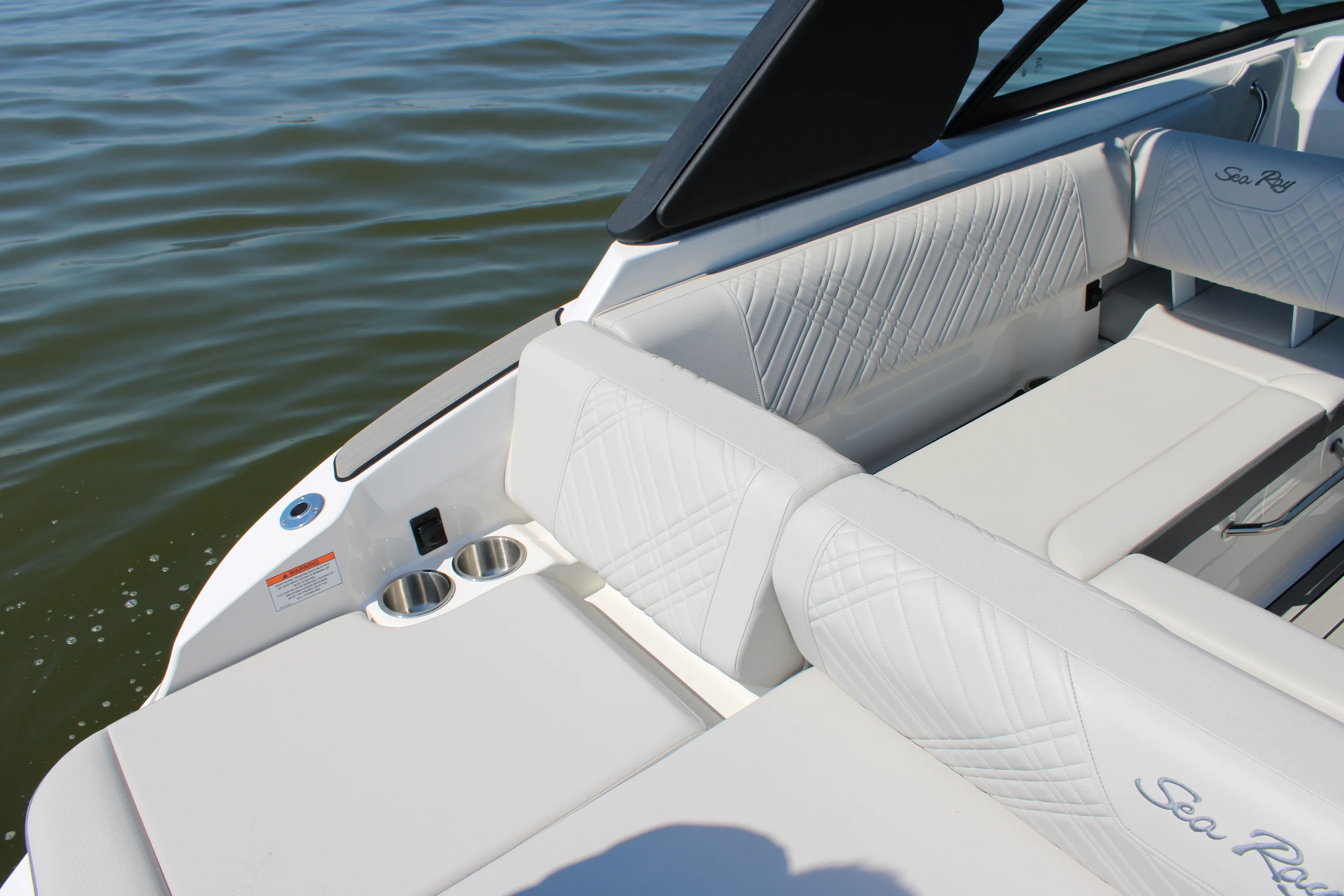 2026 Sea Ray SDX 230 Outboard Image Thumbnail #38