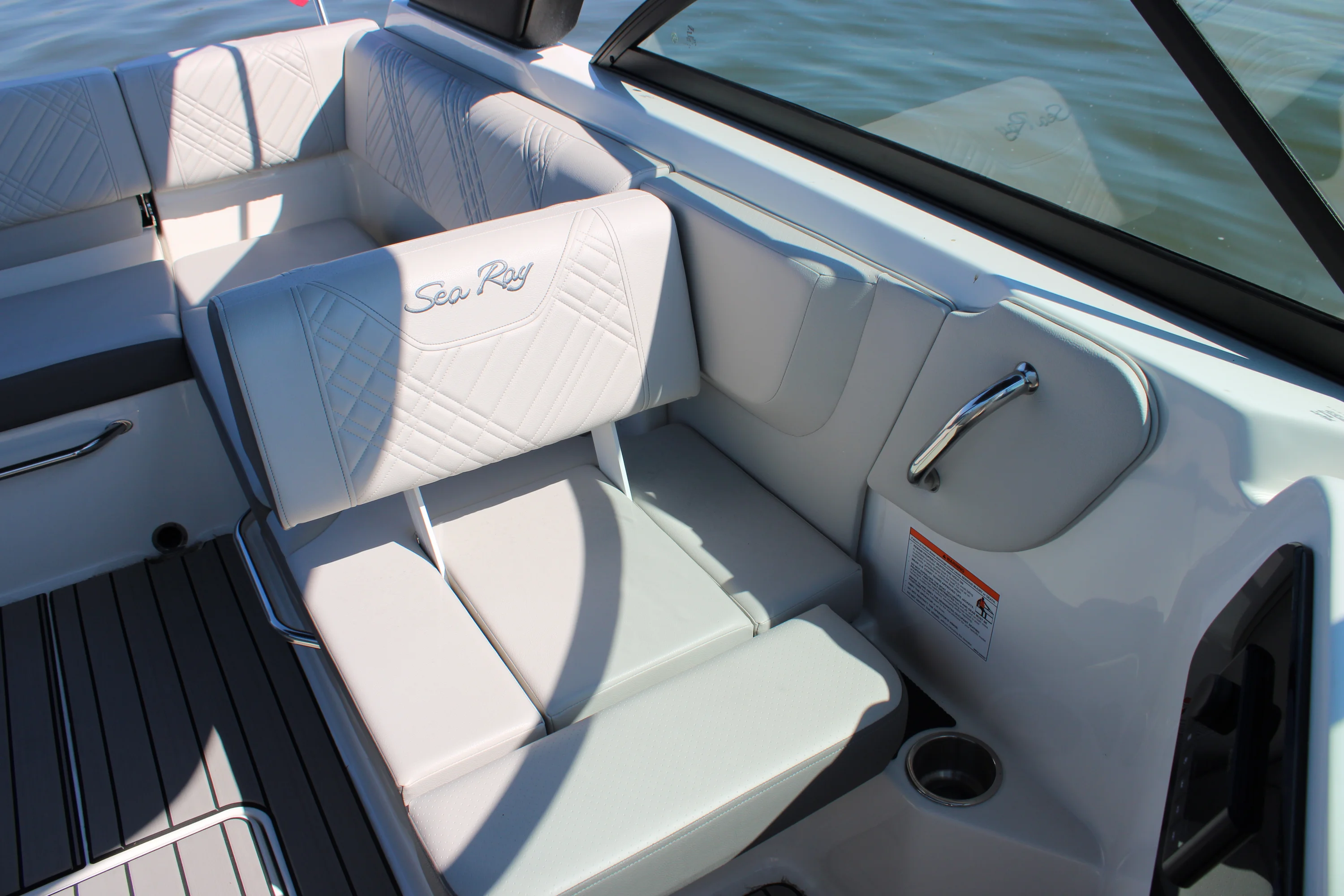 2026 Sea Ray SDX 230 Outboard Image Thumbnail #73