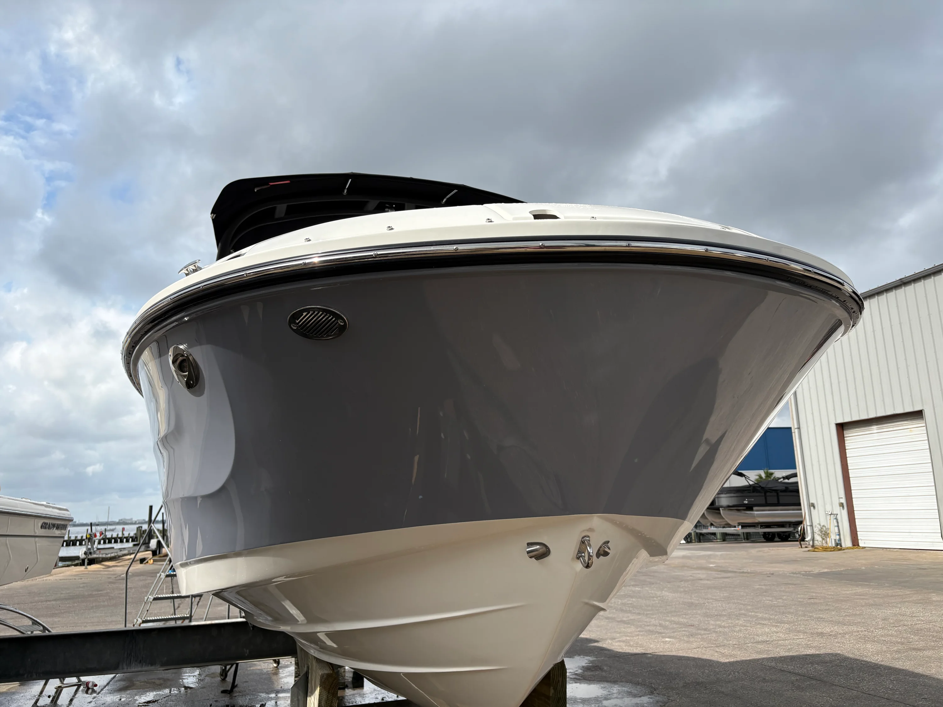 2026 Sea Ray SDX 230 Outboard Image Thumbnail #25