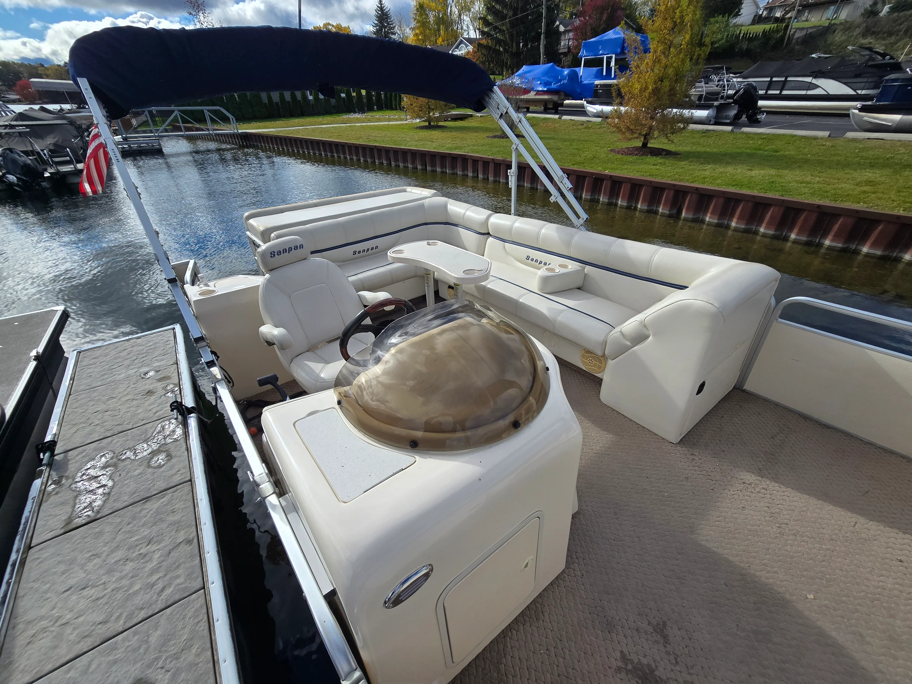 2005 Sanpan 2500 FE Image Thumbnail #3