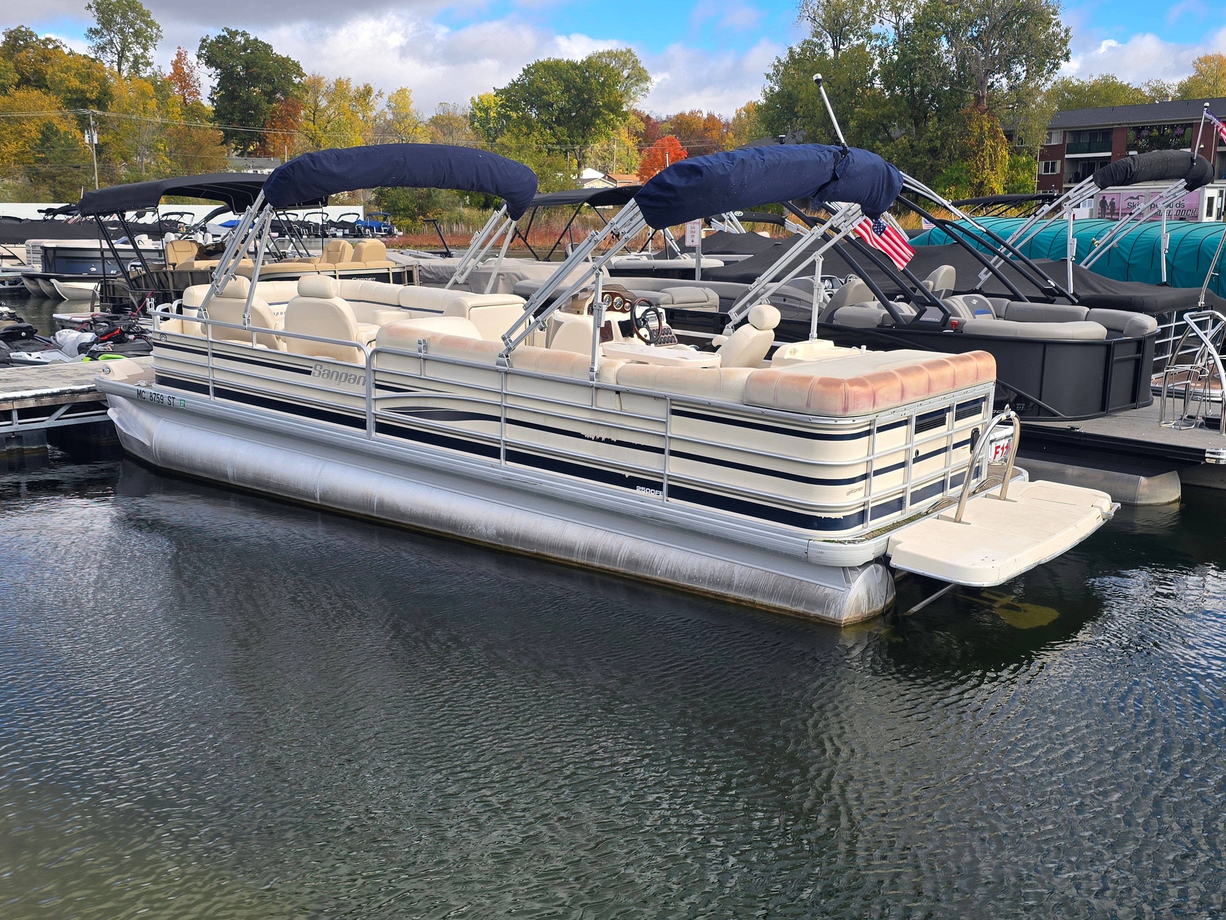 2005 Sanpan 2500 FE Image Thumbnail #5