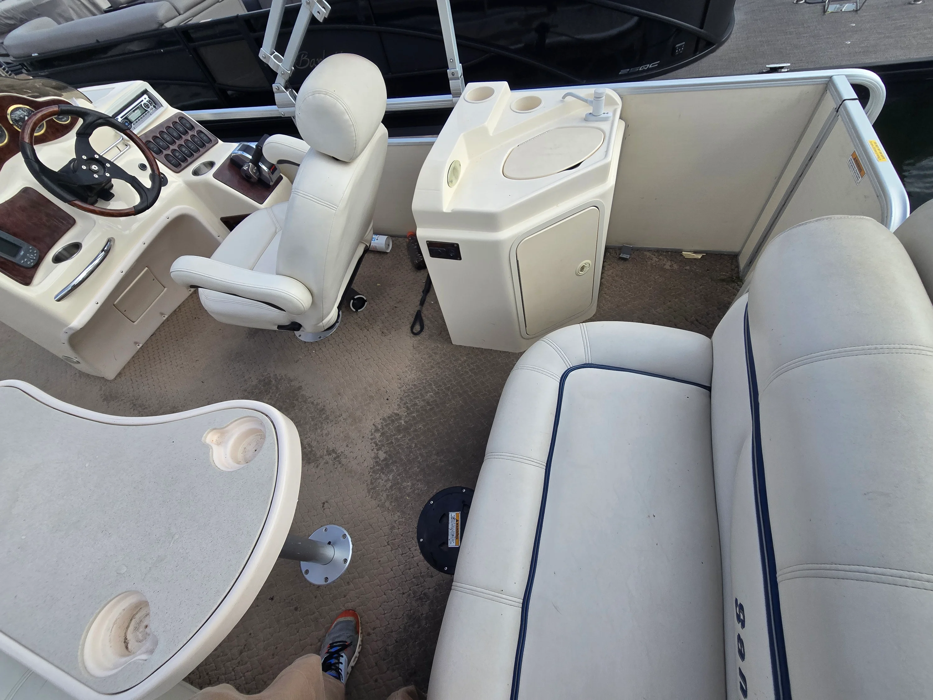 2005 Sanpan 2500 FE Image Thumbnail #11