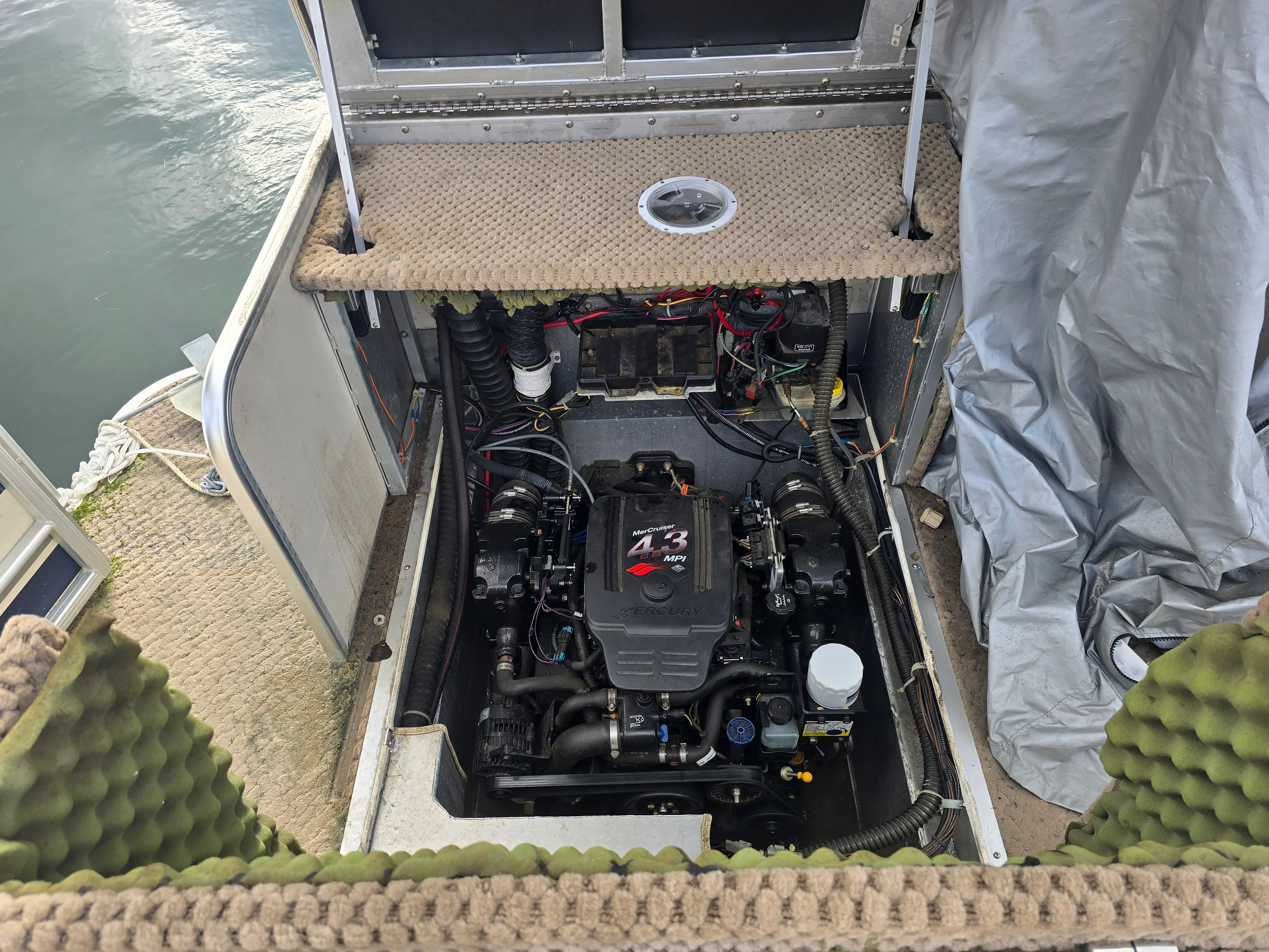 2005 Sanpan 2500 FE Image Thumbnail #14