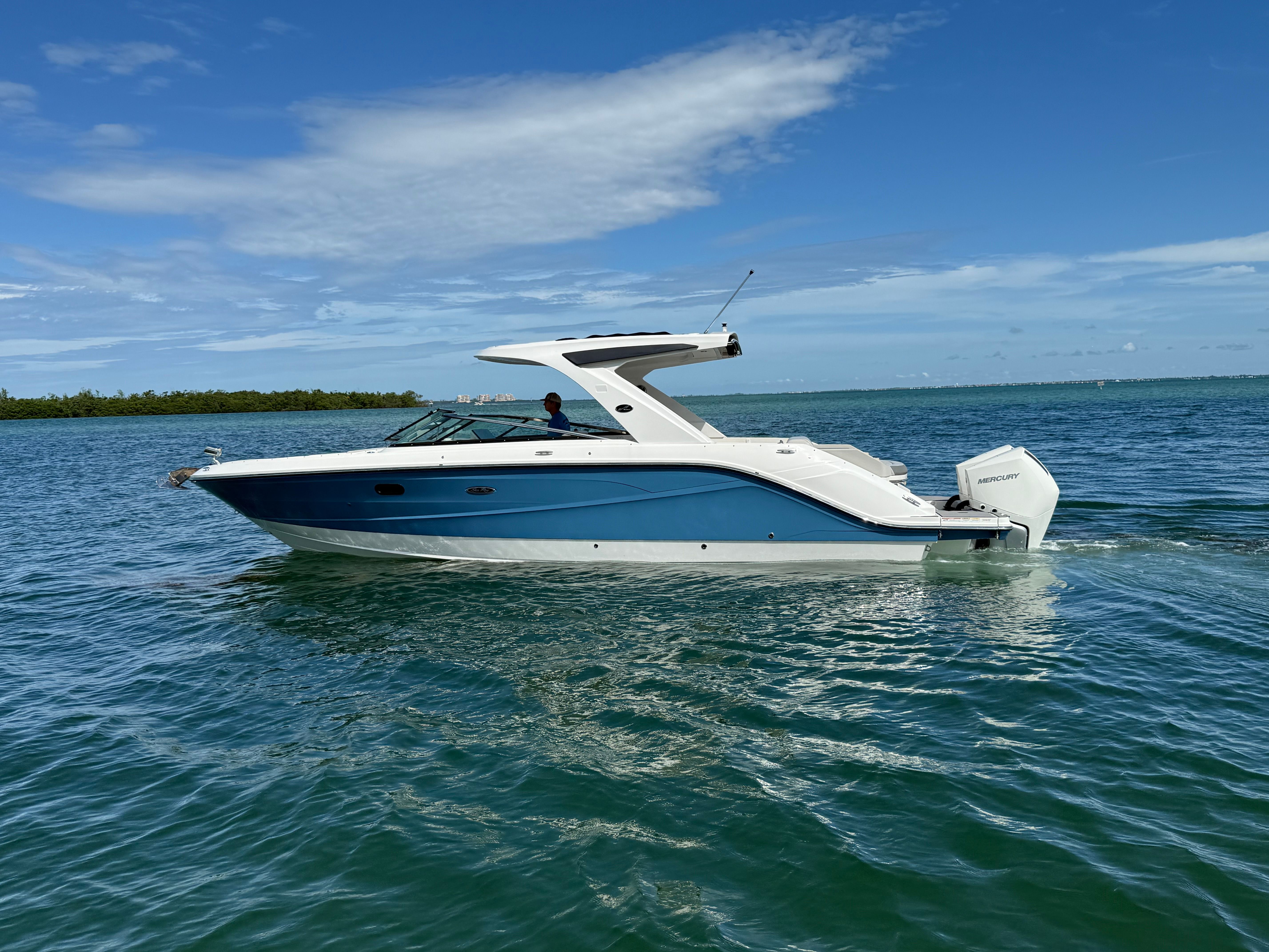 2024 Sea Ray 310 SLX OUTBOARD Image Thumbnail #0