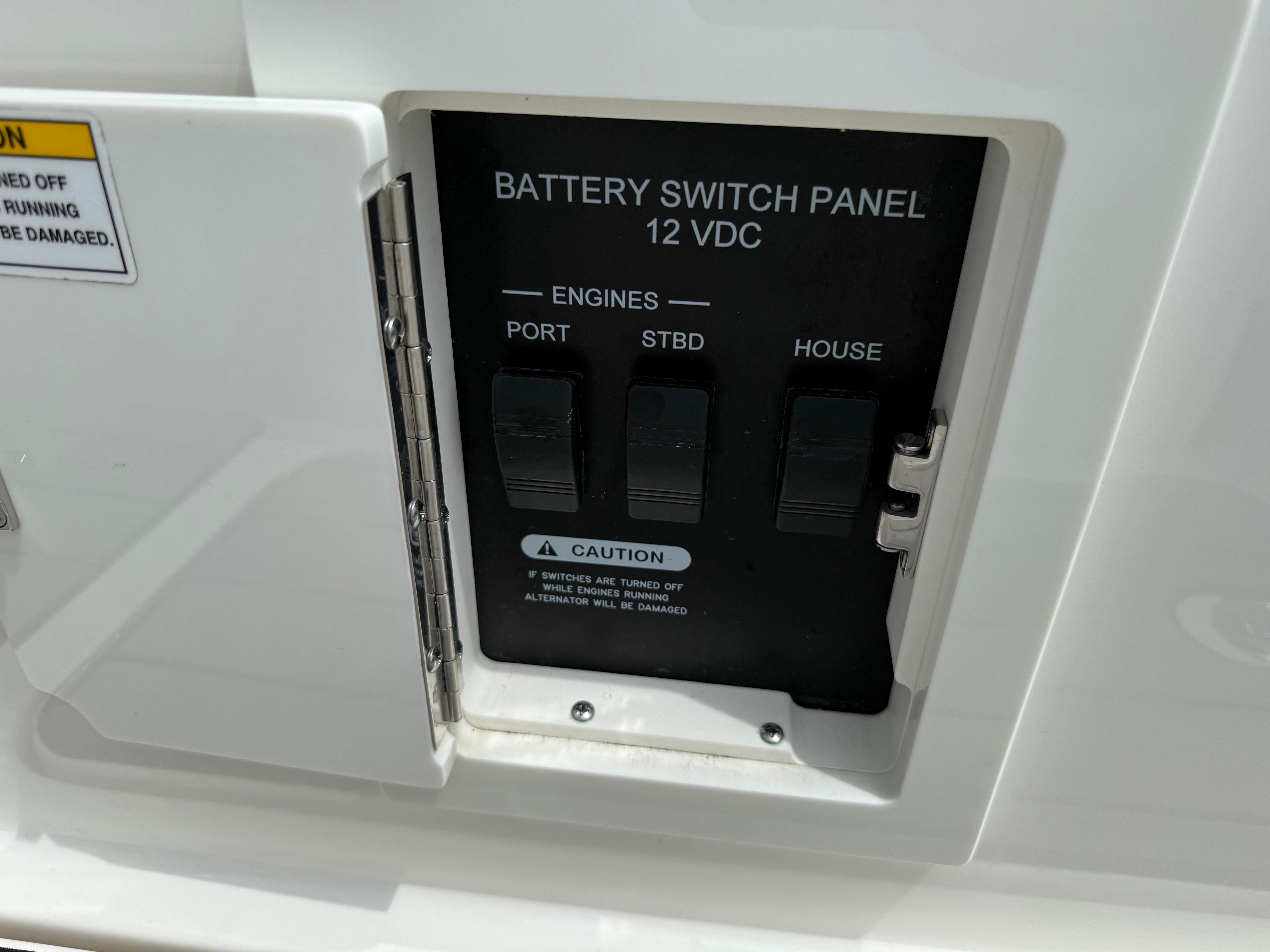 2024 Sea Ray 310 SLX OUTBOARD Image Thumbnail #9