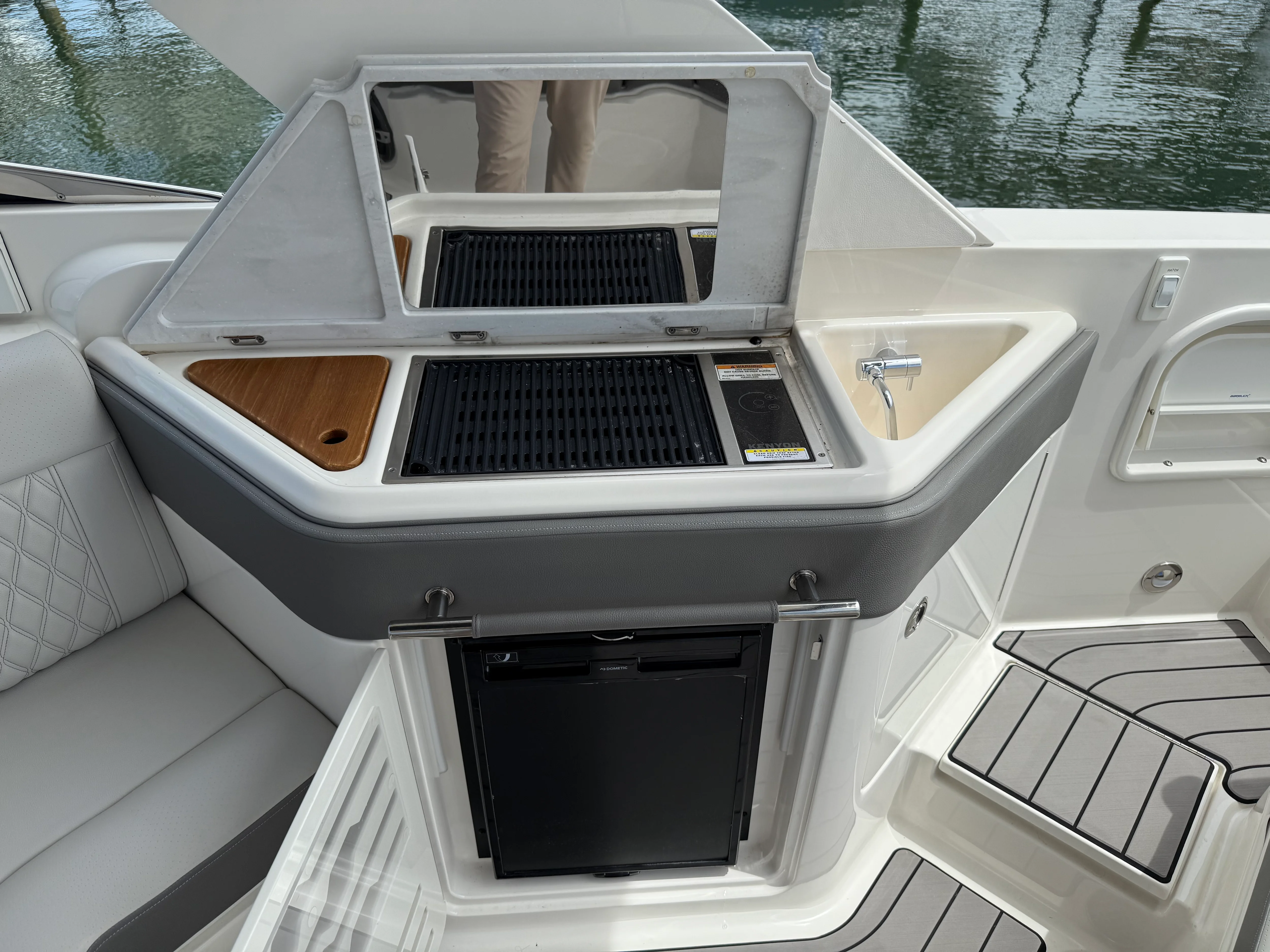 2024 Sea Ray 310 SLX OUTBOARD Image Thumbnail #15