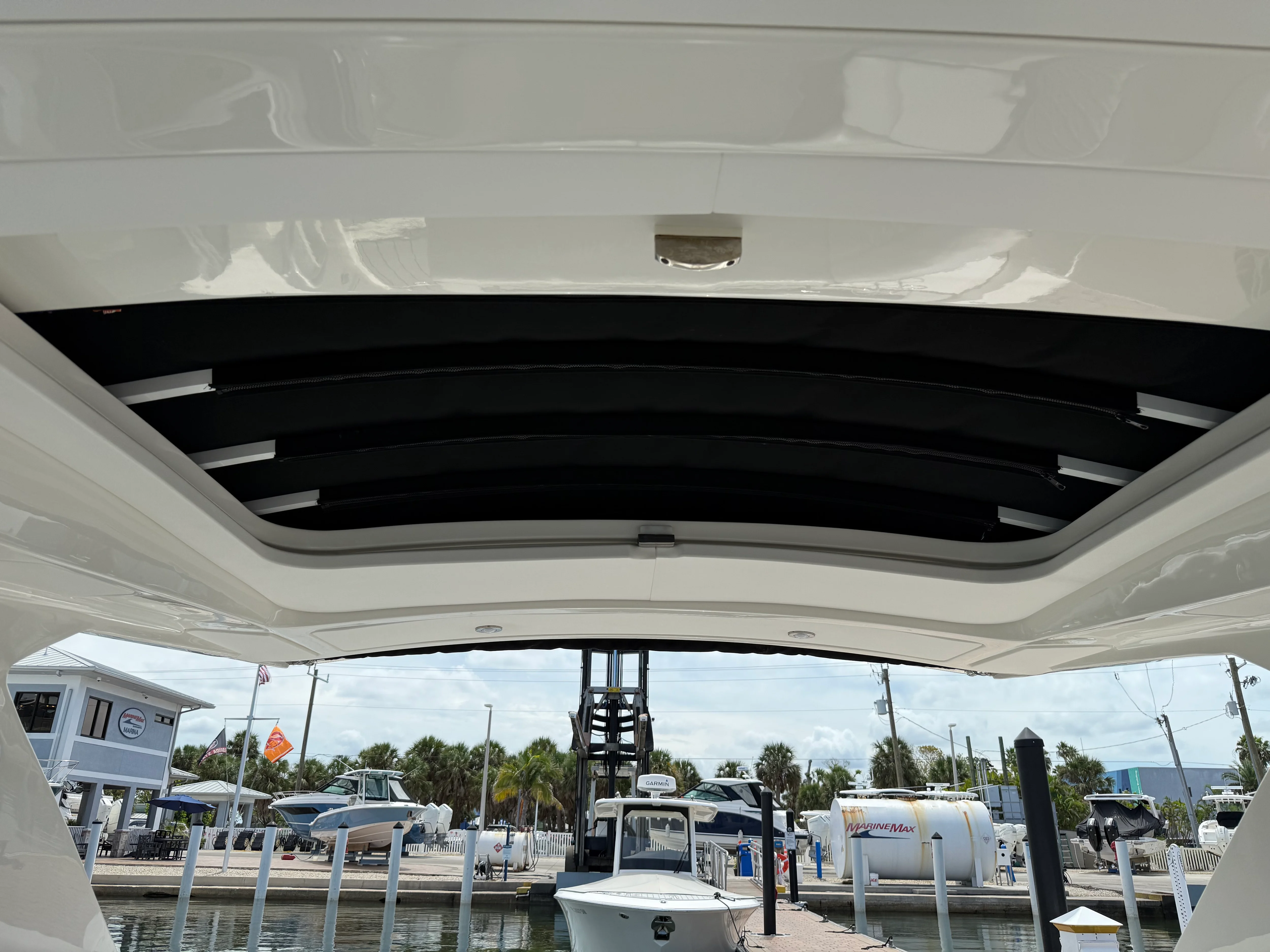 2024 Sea Ray 310 SLX OUTBOARD Image Thumbnail #12