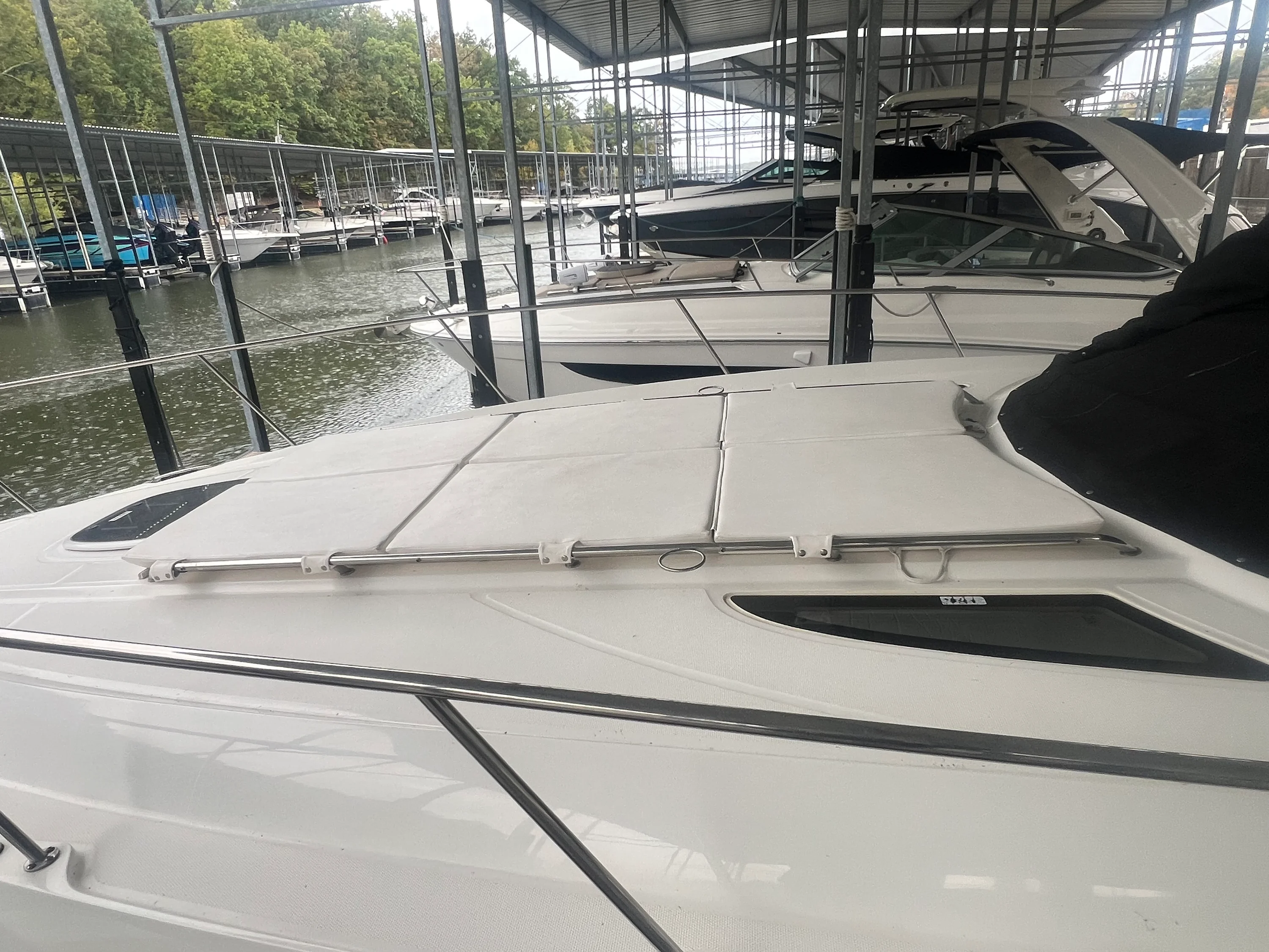 2010 Sea Ray 370 SUNDANCER Image Thumbnail #7