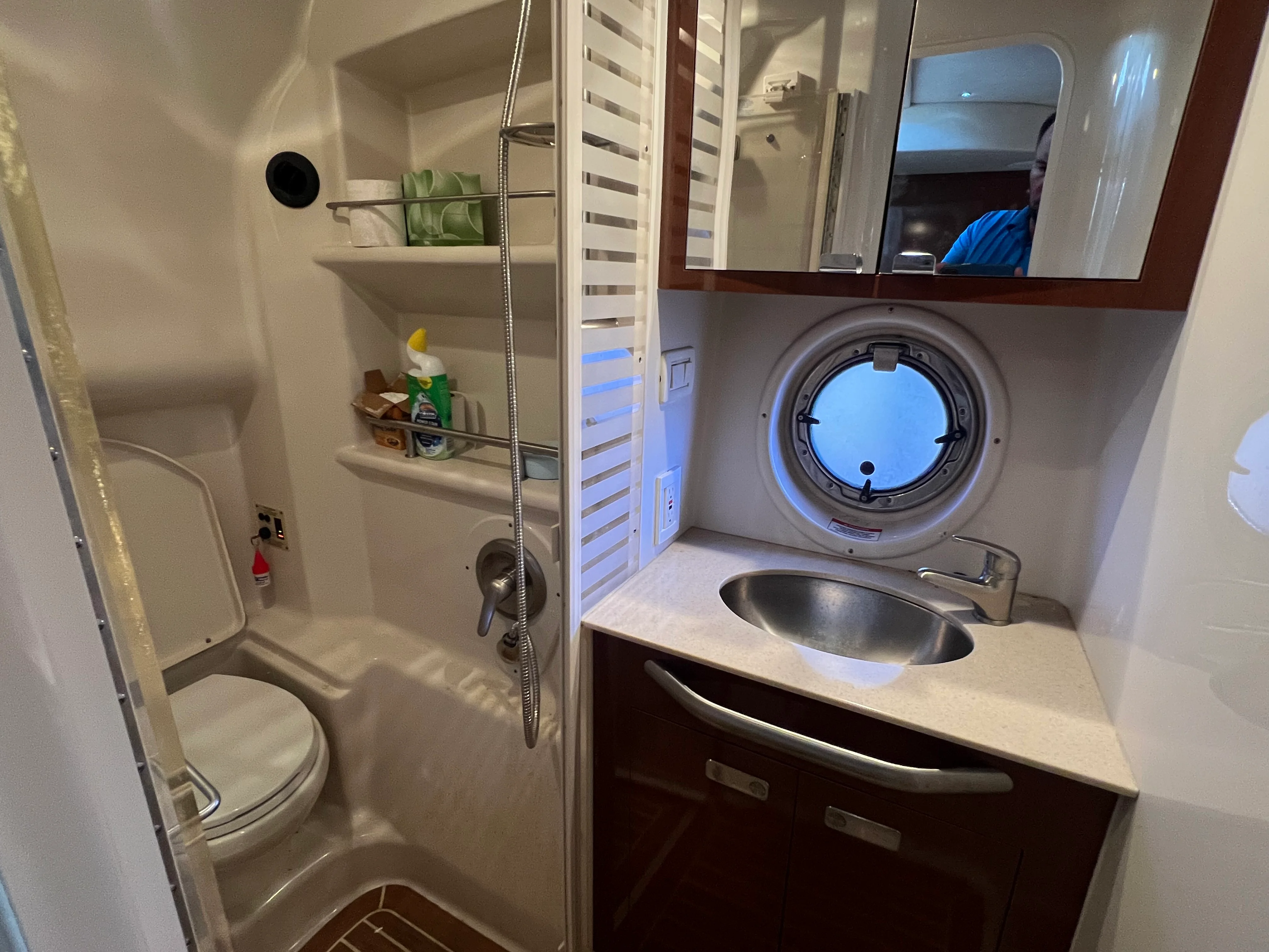 2010 Sea Ray 370 SUNDANCER Image Thumbnail #15