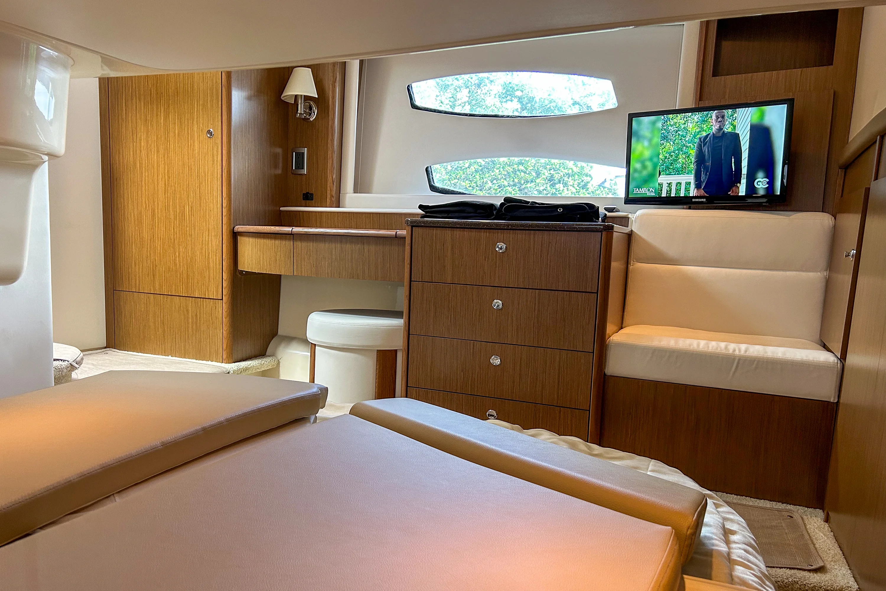 2015 Meridian 441 SEDAN BRIDGE Image Thumbnail #44