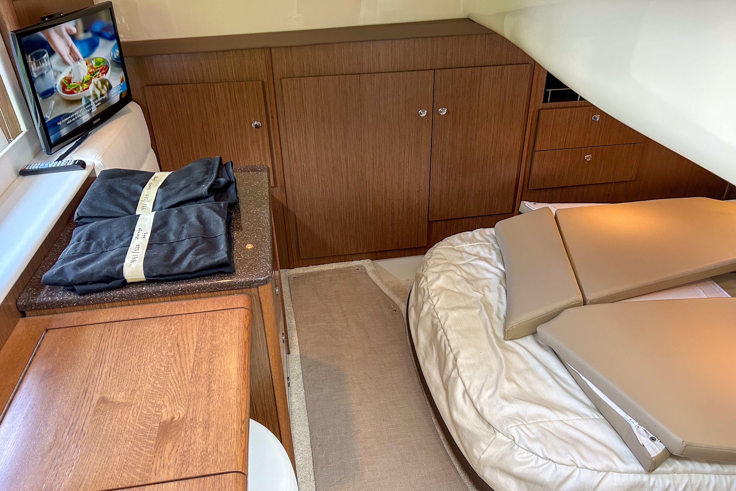 2015 Meridian 441 SEDAN BRIDGE Image Thumbnail #40