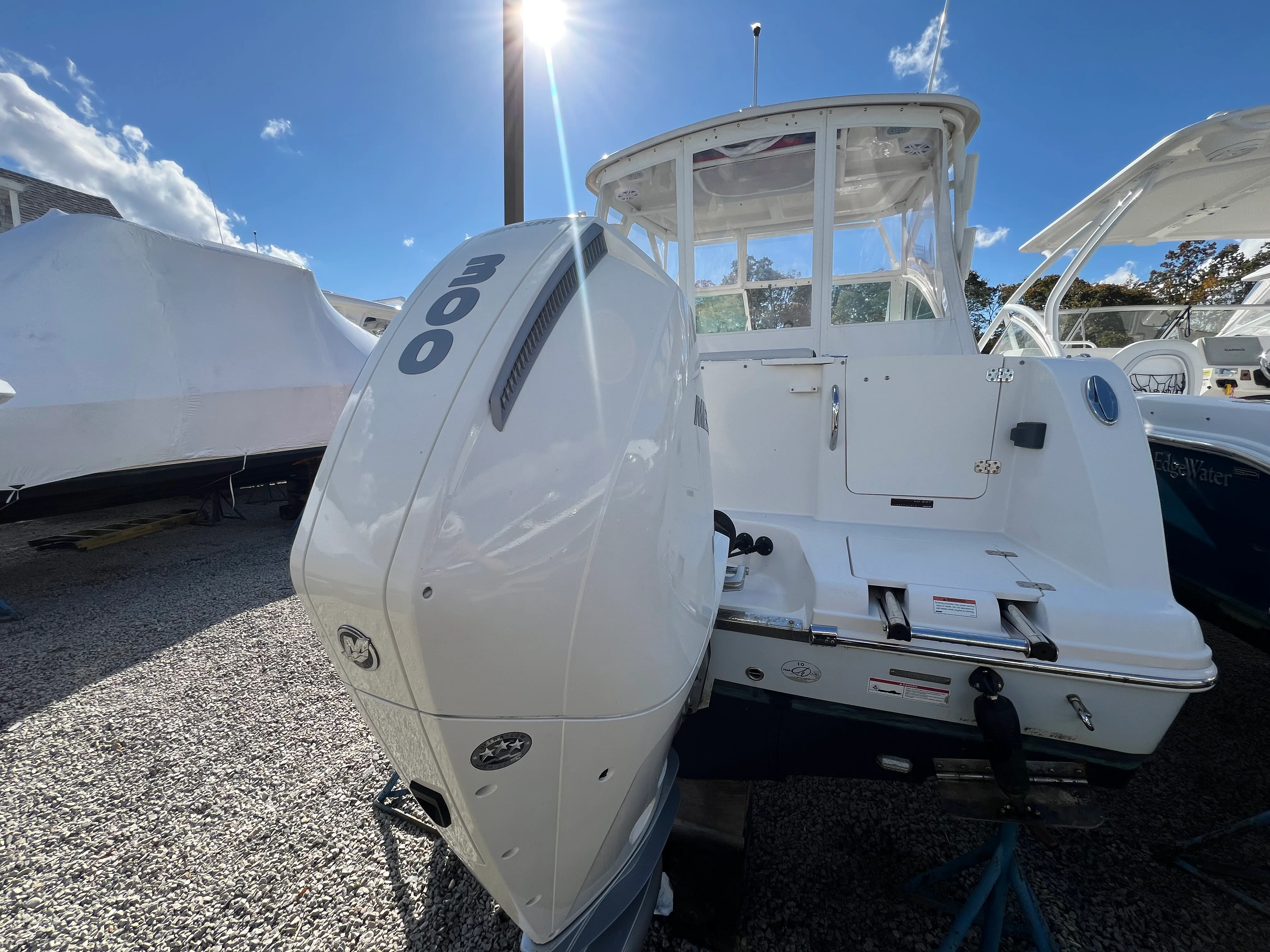 2023 Sailfish 245 DC Image Thumbnail #5