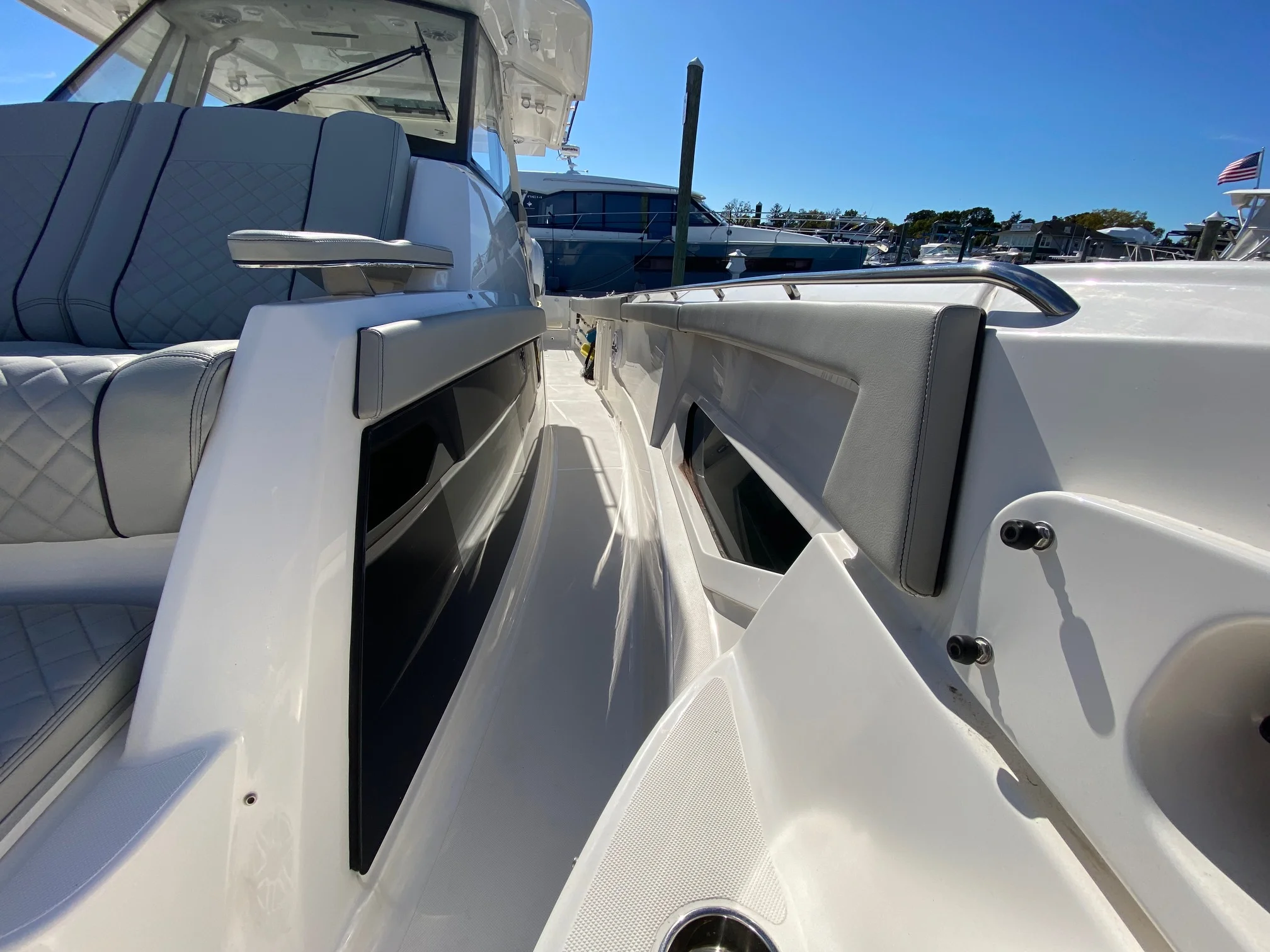 2022 Pursuit 378S Image Thumbnail #46